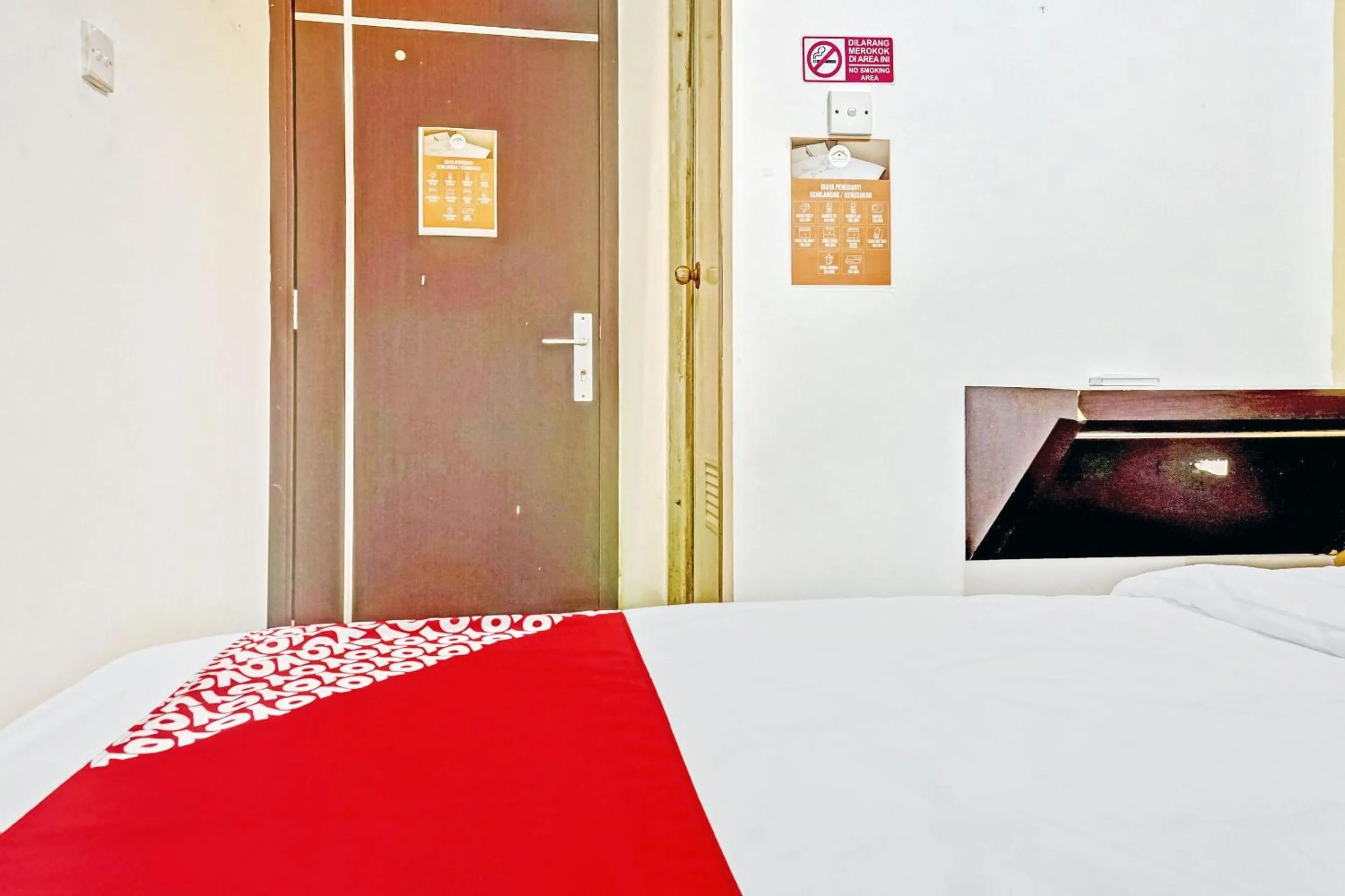 Bedroom, Bed in Hotel O Point Hostel