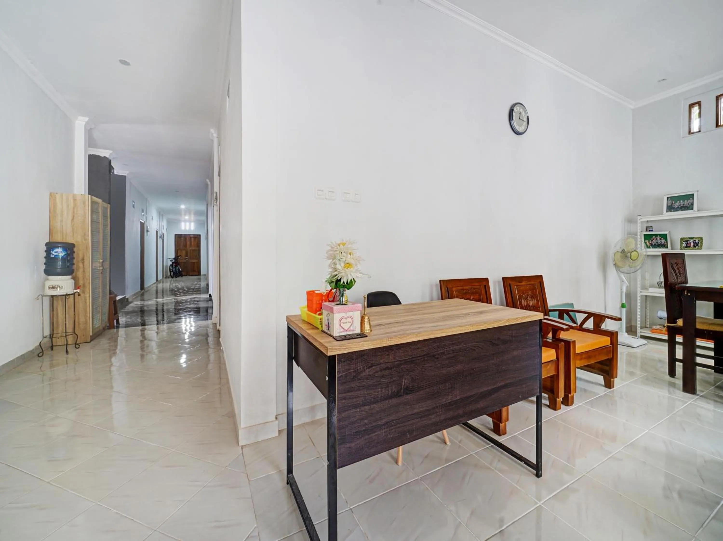 Lobby or reception in RedDoorz at Omah Candi Sari near Airport YIA