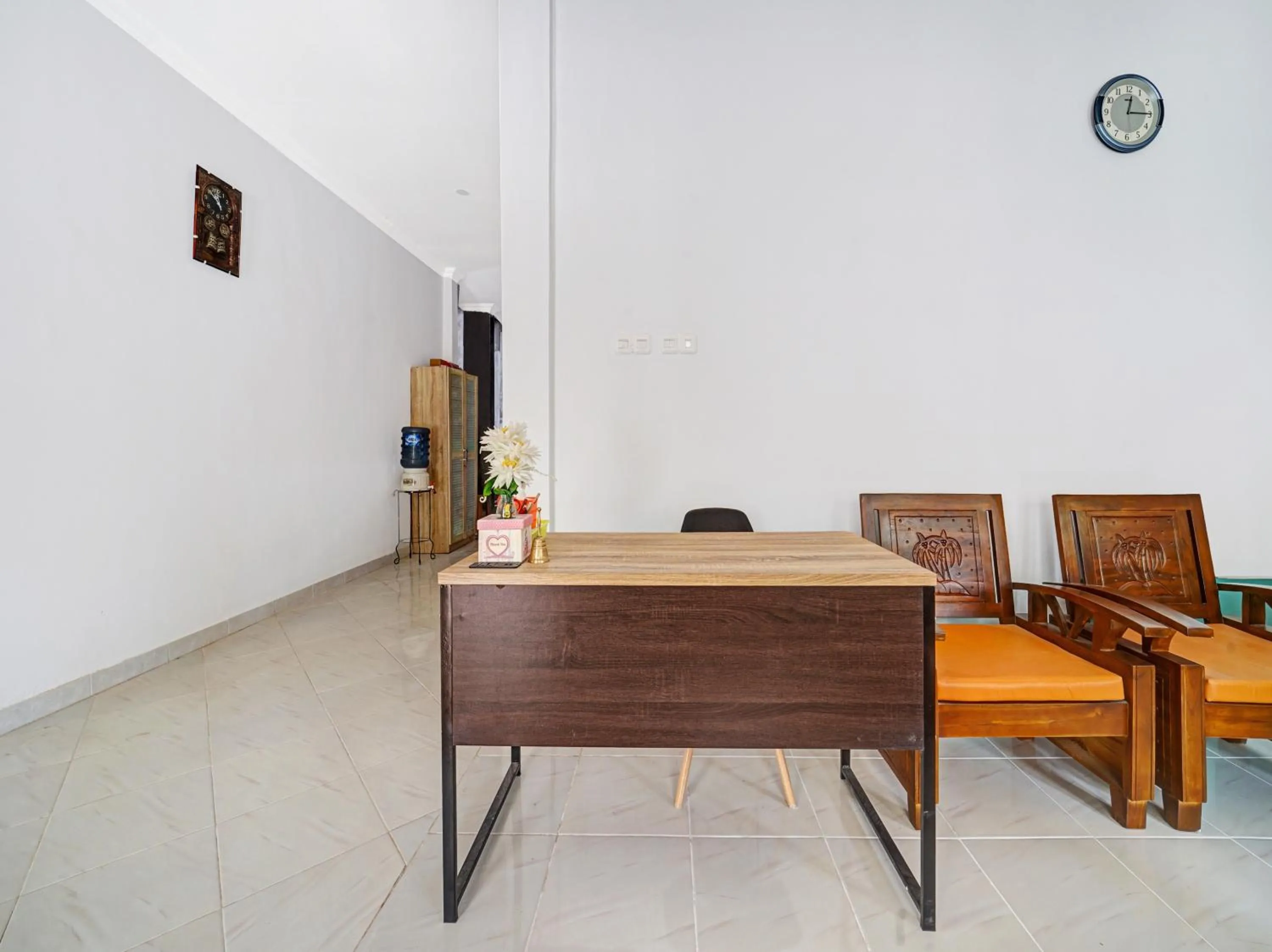 Lobby or reception in RedDoorz at Omah Candi Sari near Airport YIA