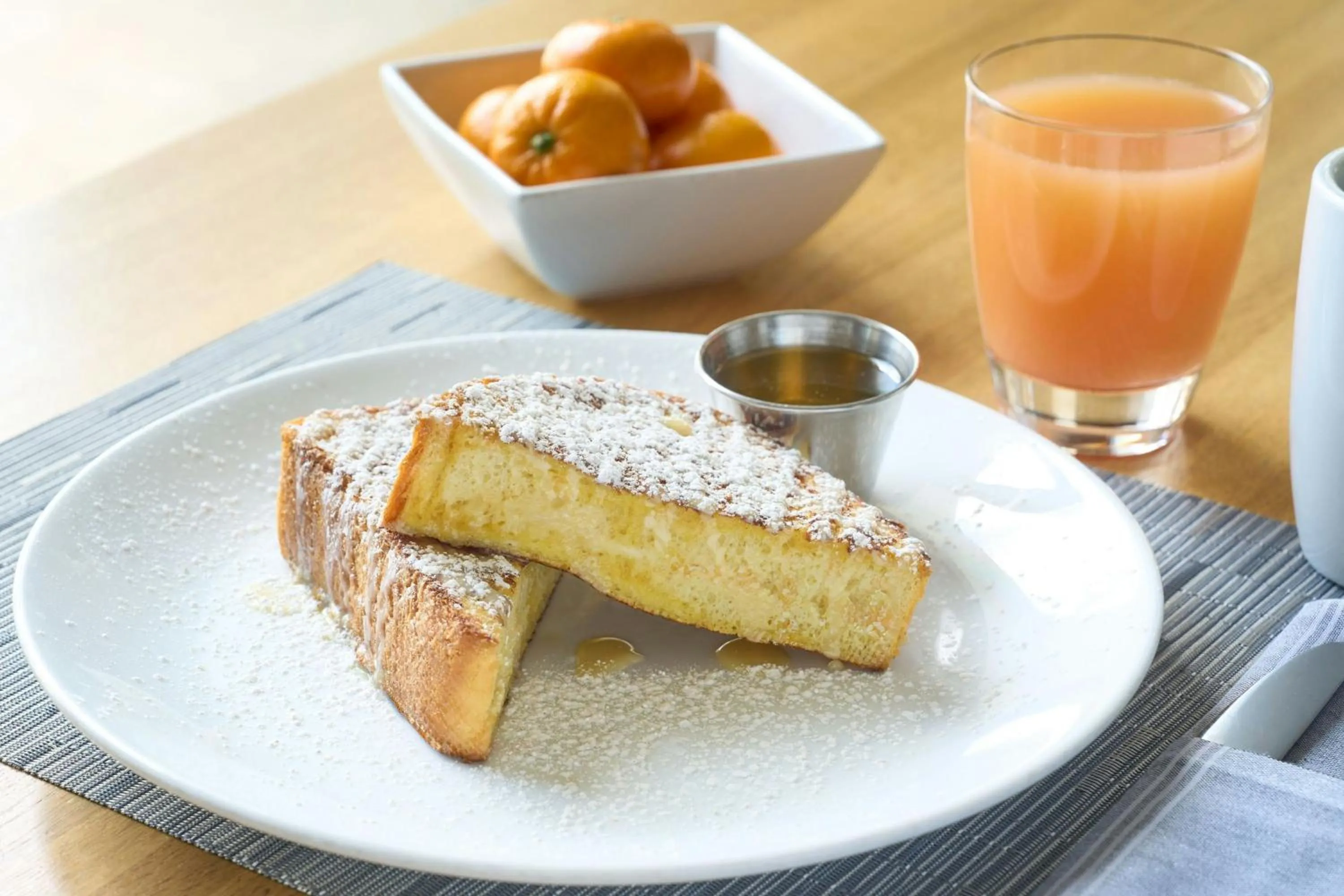 Restaurant/places to eat in Fort Lauderdale Marriott Harbor Beach Resort & Spa