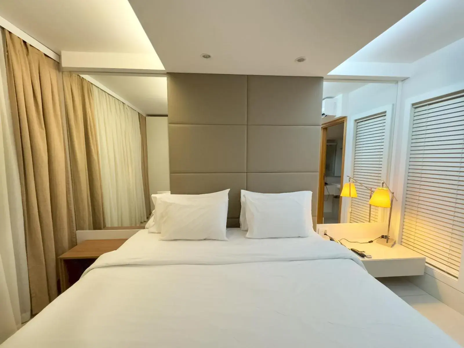 Quarto Deluxe com cama Queen-size in Hilton Garden Inn Belo Horizonte Lourdes Quarto Deluxe com cama Queen-size in Hilton Garden Inn Belo Horizonte Lourdes