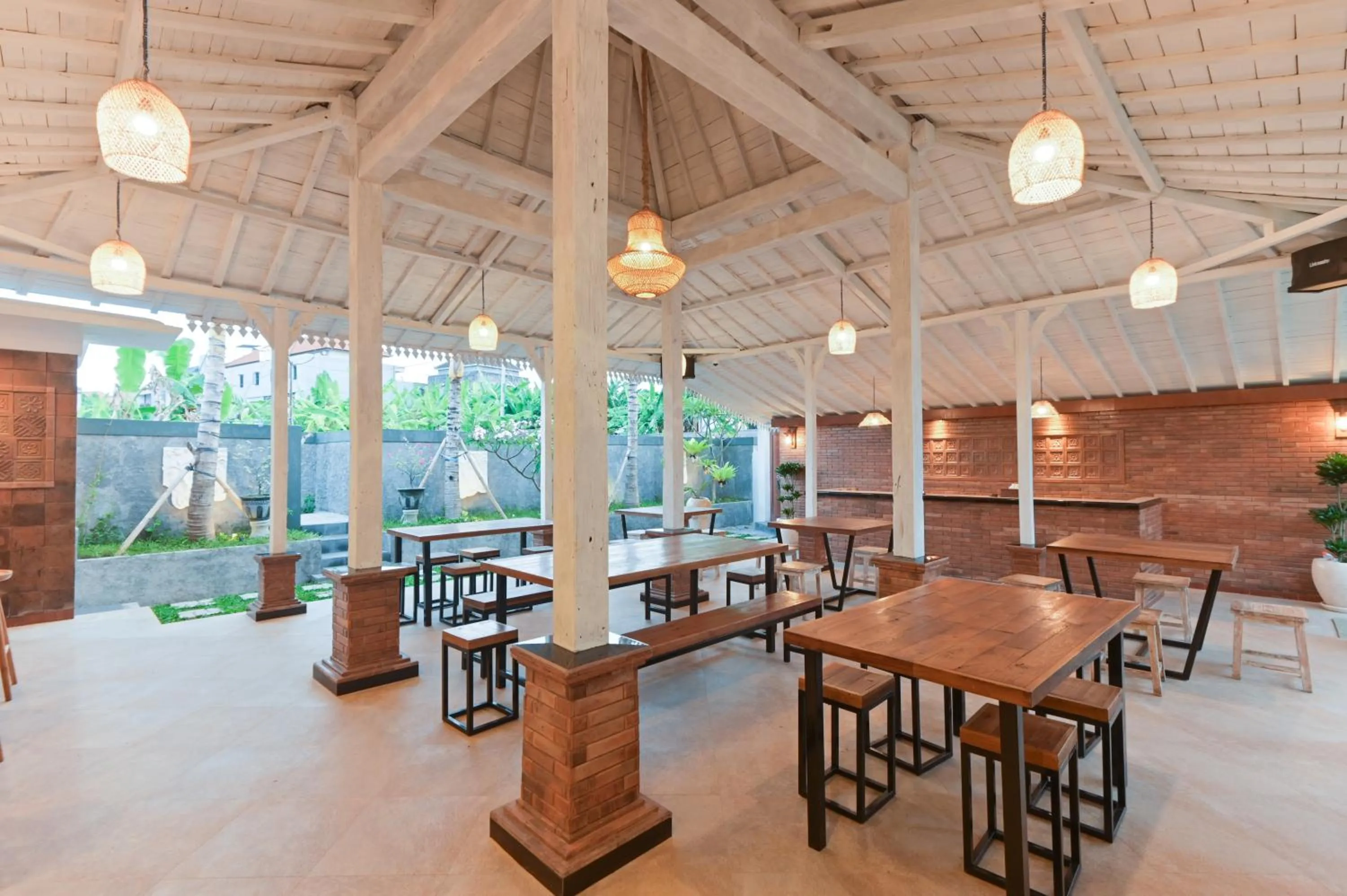 Restaurant/places to eat in Musa Canggu