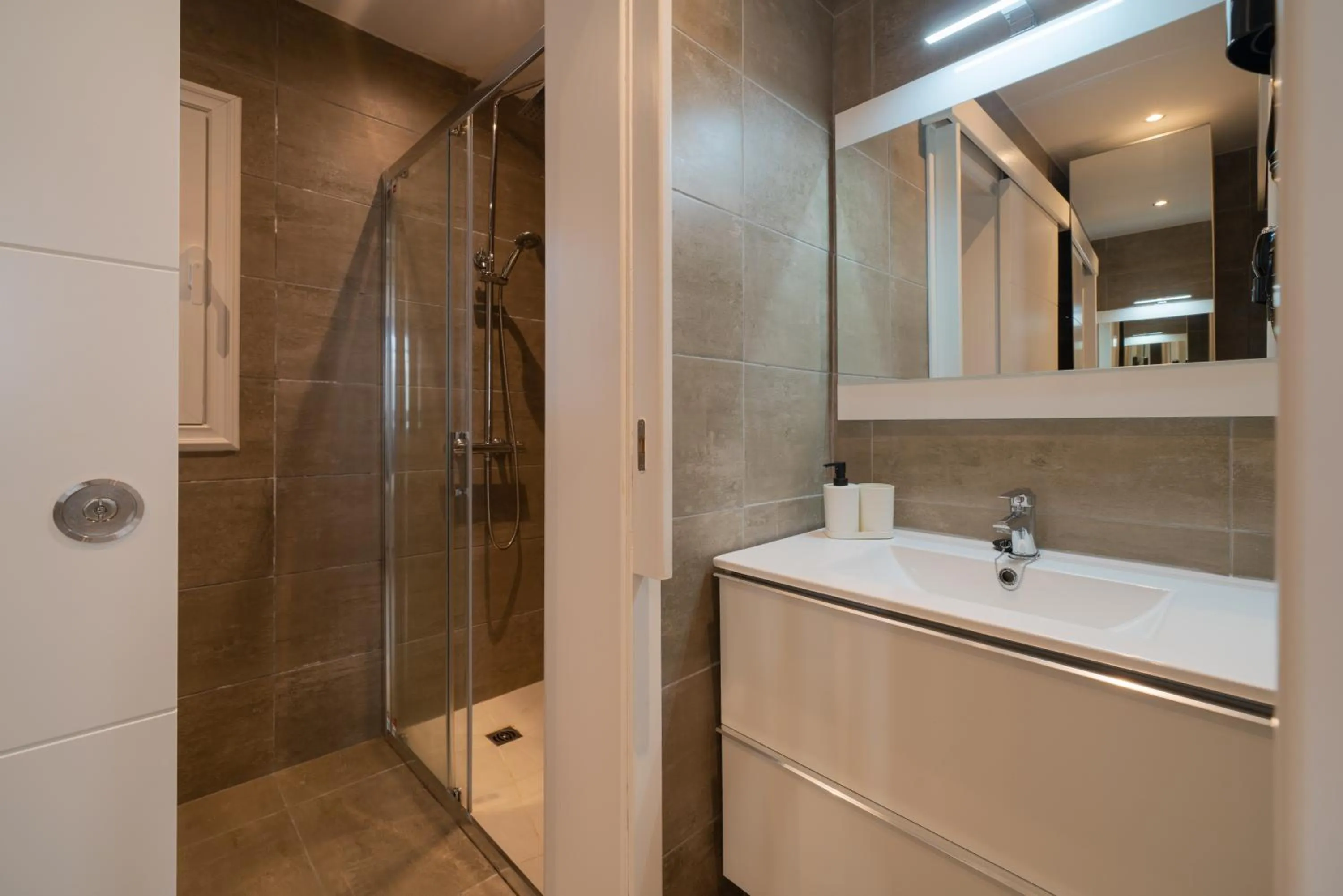 Bathroom in Sabbia Suites La Armada