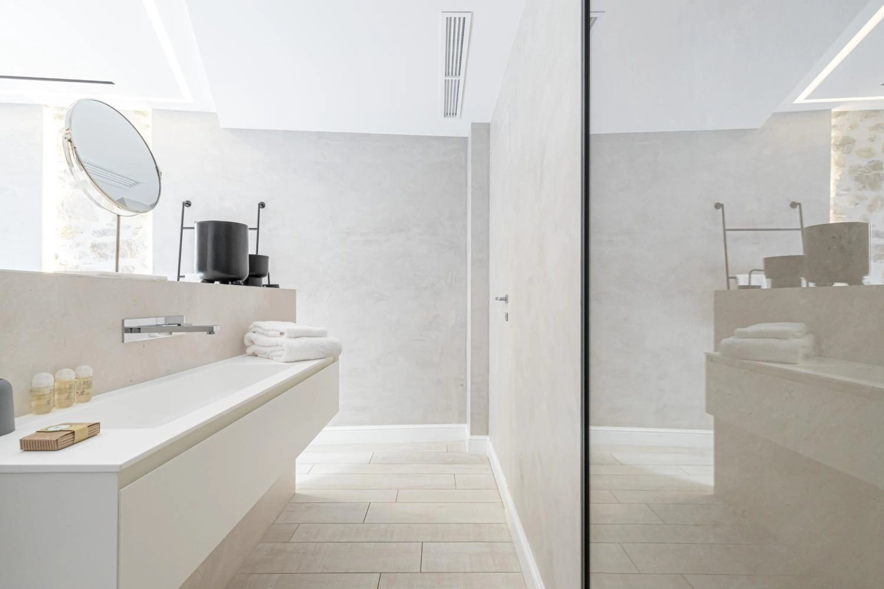 Bathroom in Le Dortoir Boutique Suites