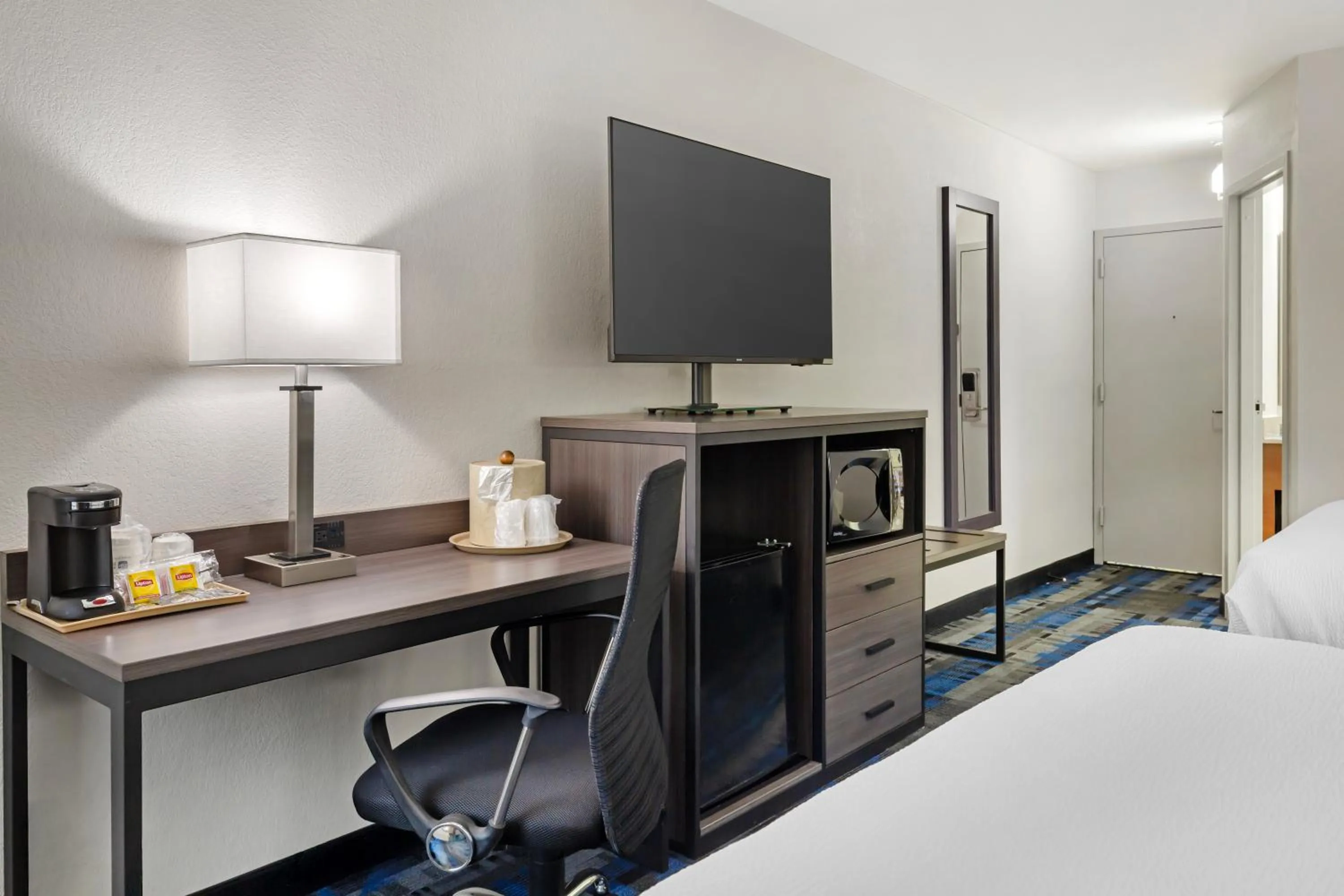 Bed in Quality Inn Mystic