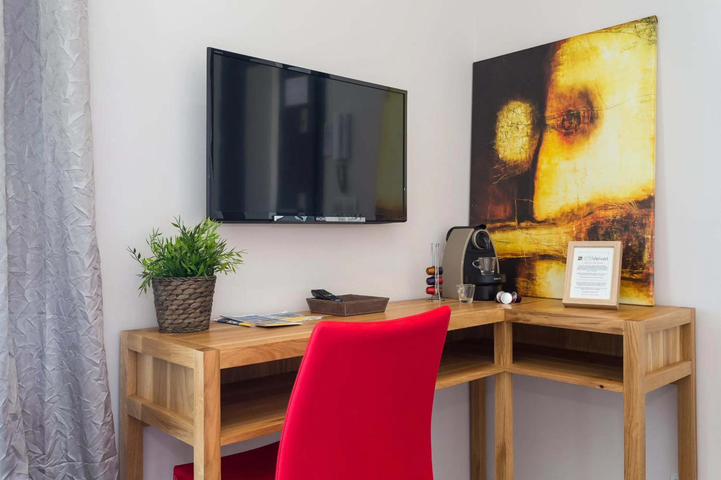 TV and multimedia in Villa Velvet