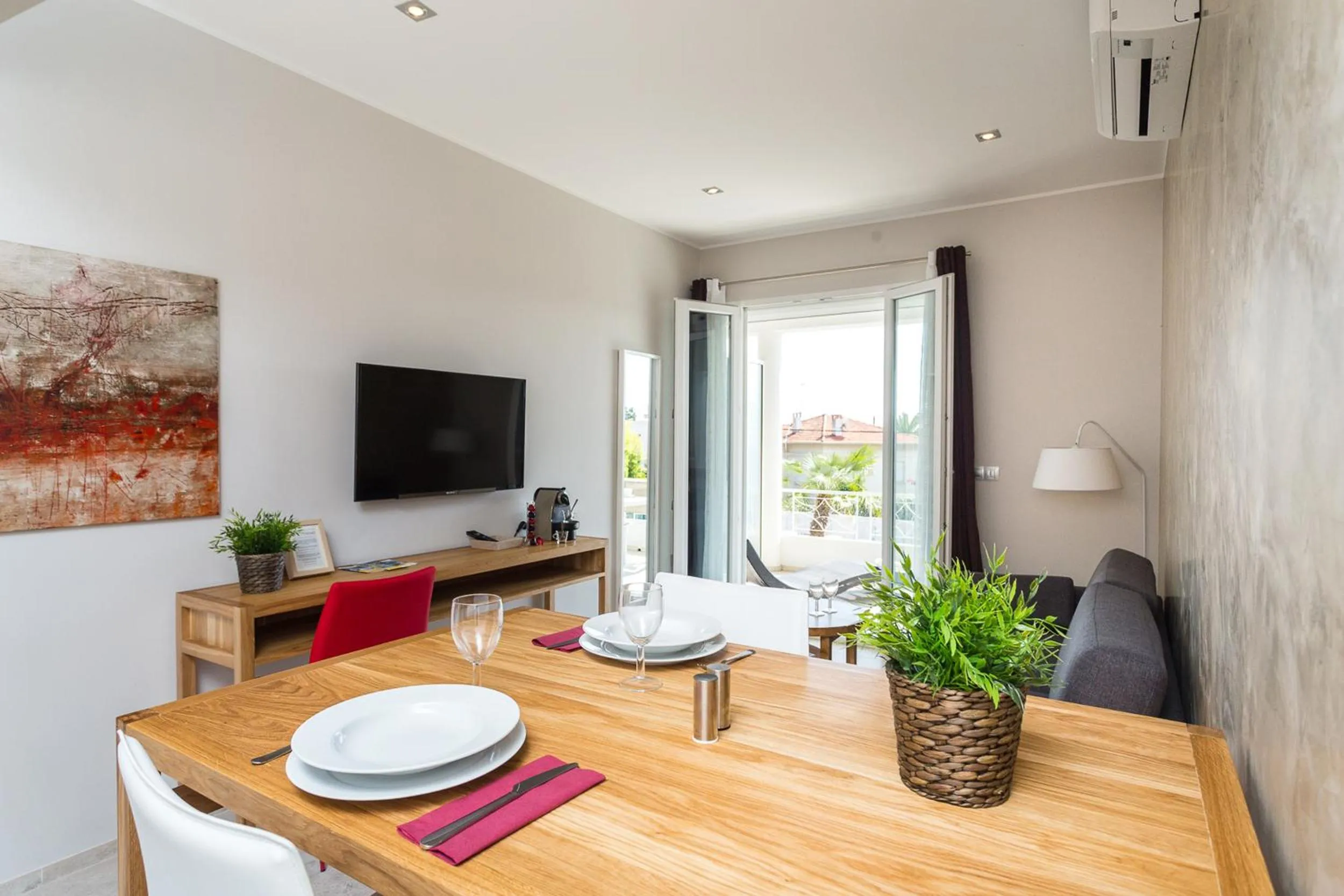 TV and multimedia in Villa Velvet