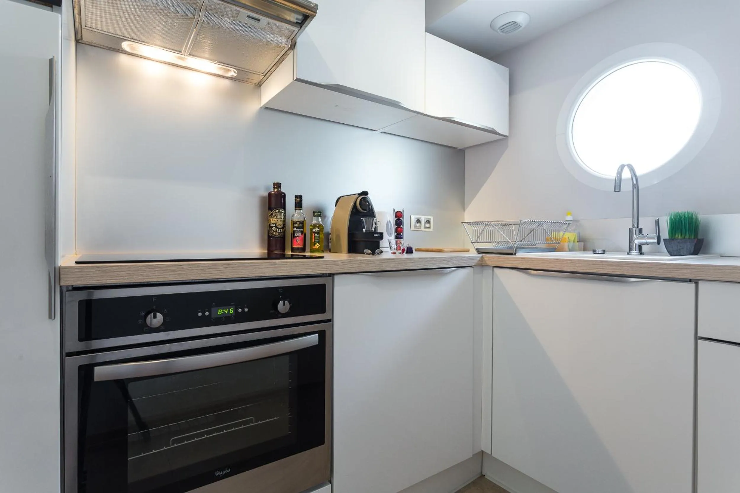 Coffee/tea facilities in Villa Velvet