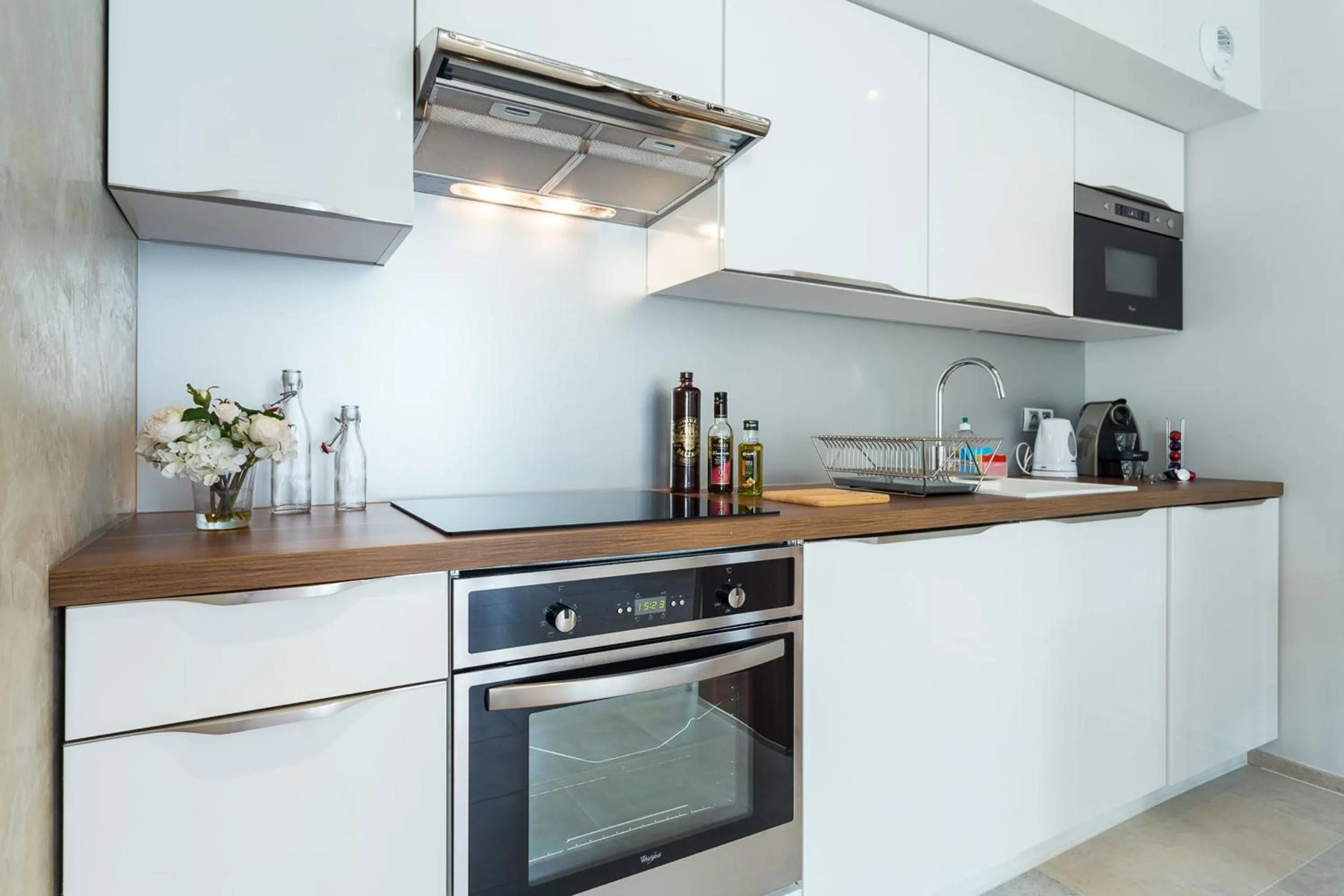 Coffee/tea facilities in Villa Velvet