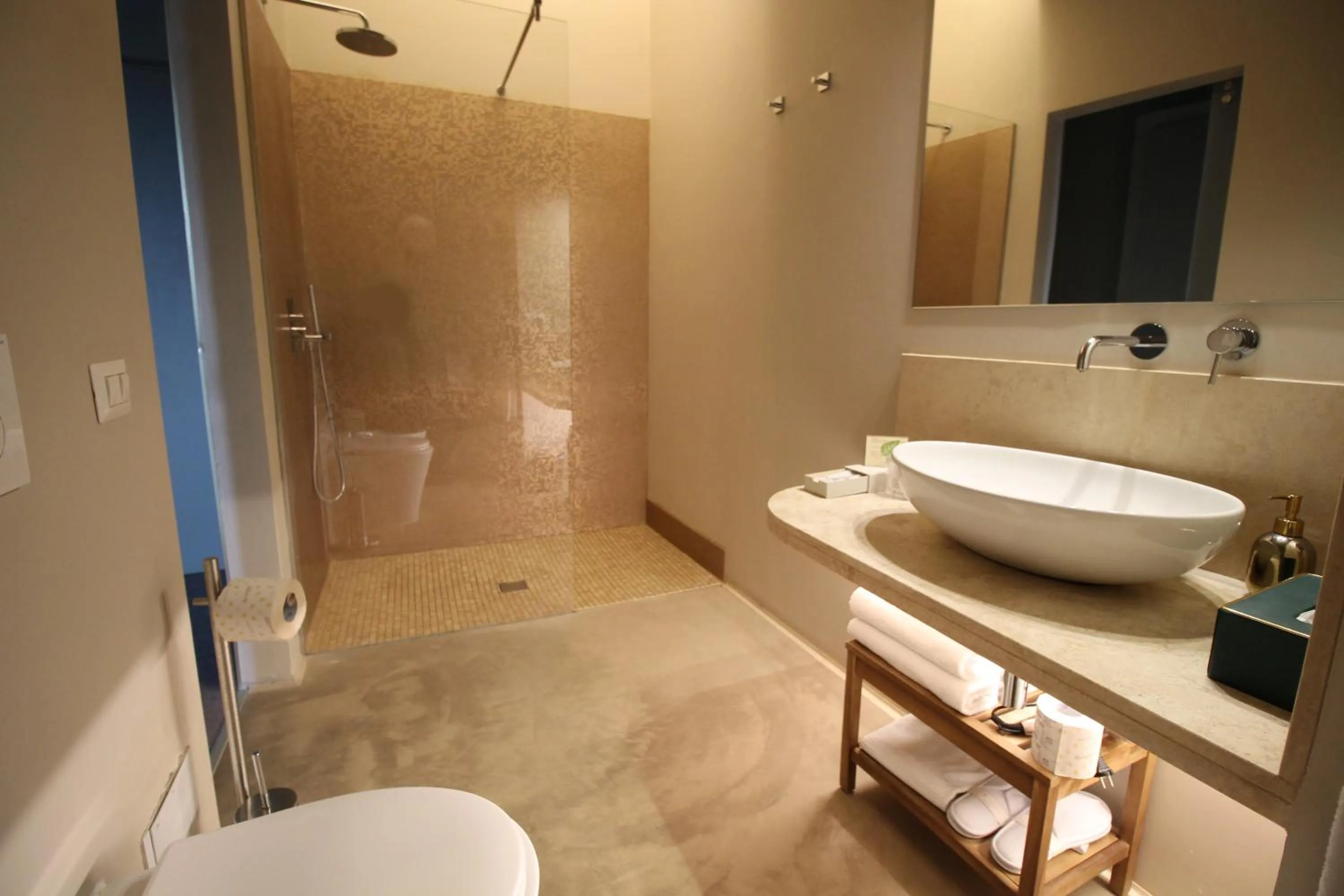 Bathroom in Domus 21 Luxury Suites