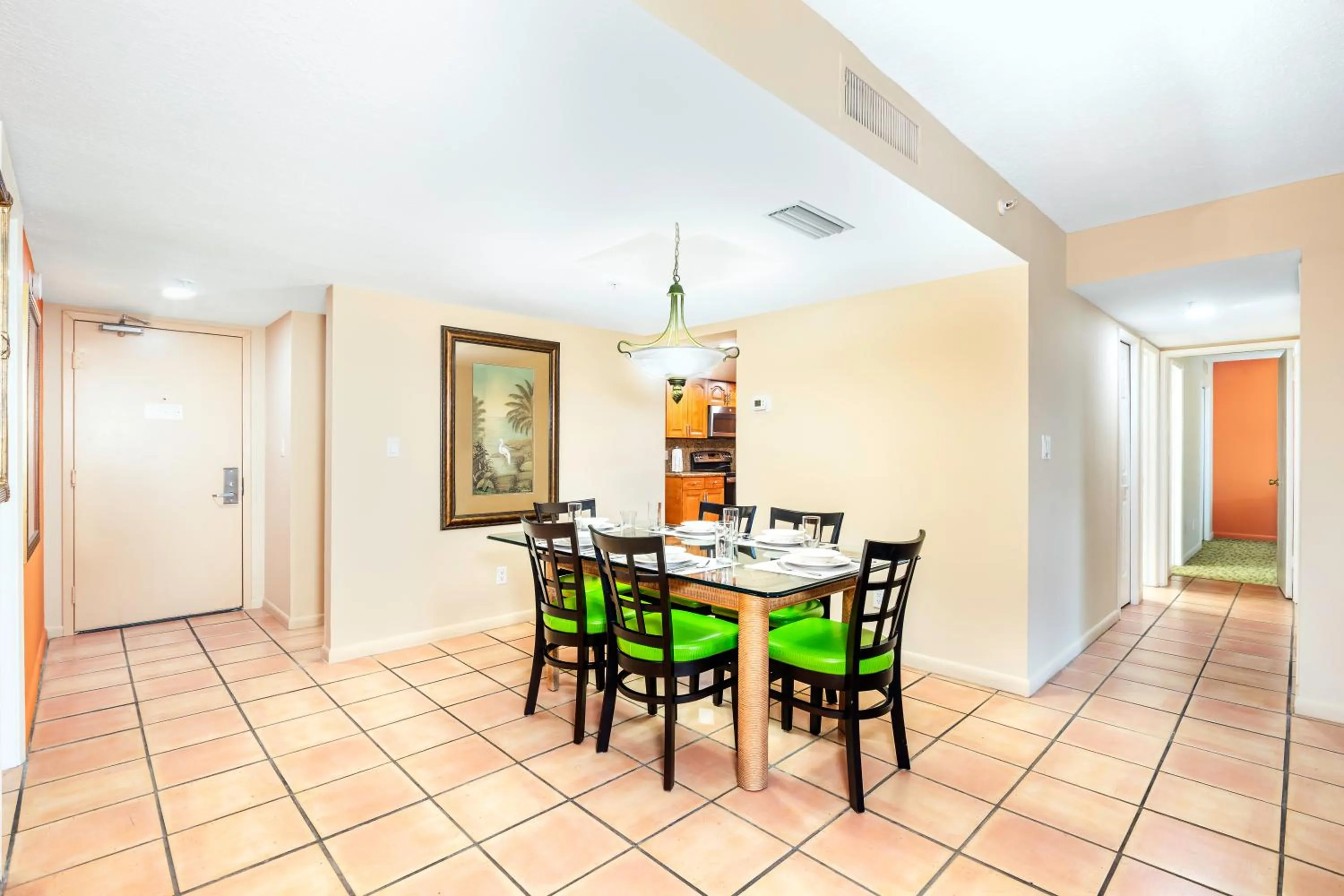 Dining area in Vacation Village at Bonaventure, Fort Lauderdale