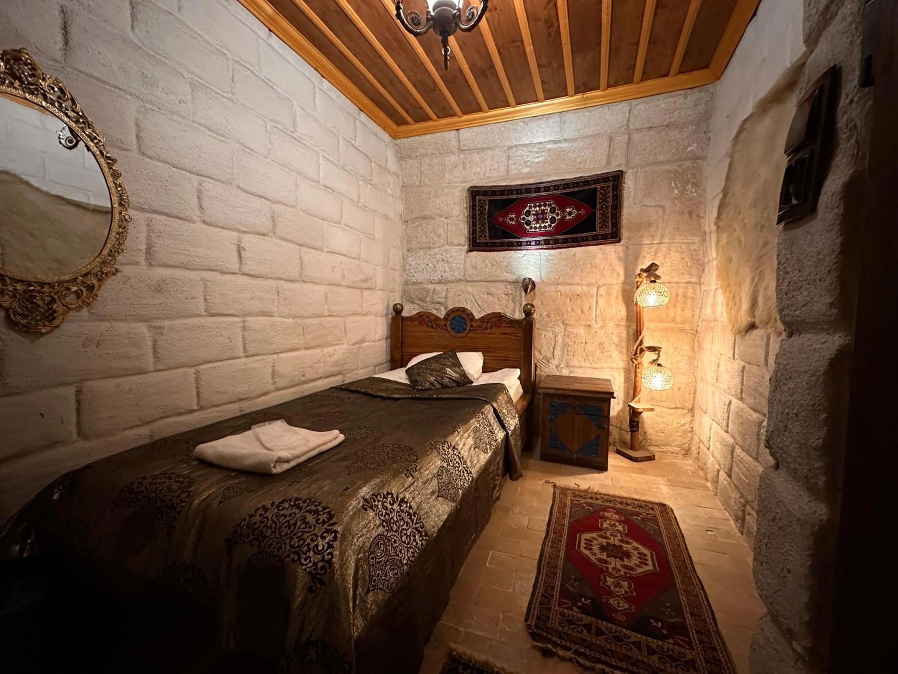 Photo of the whole room, Bed in Goreme Palace Cave Suites