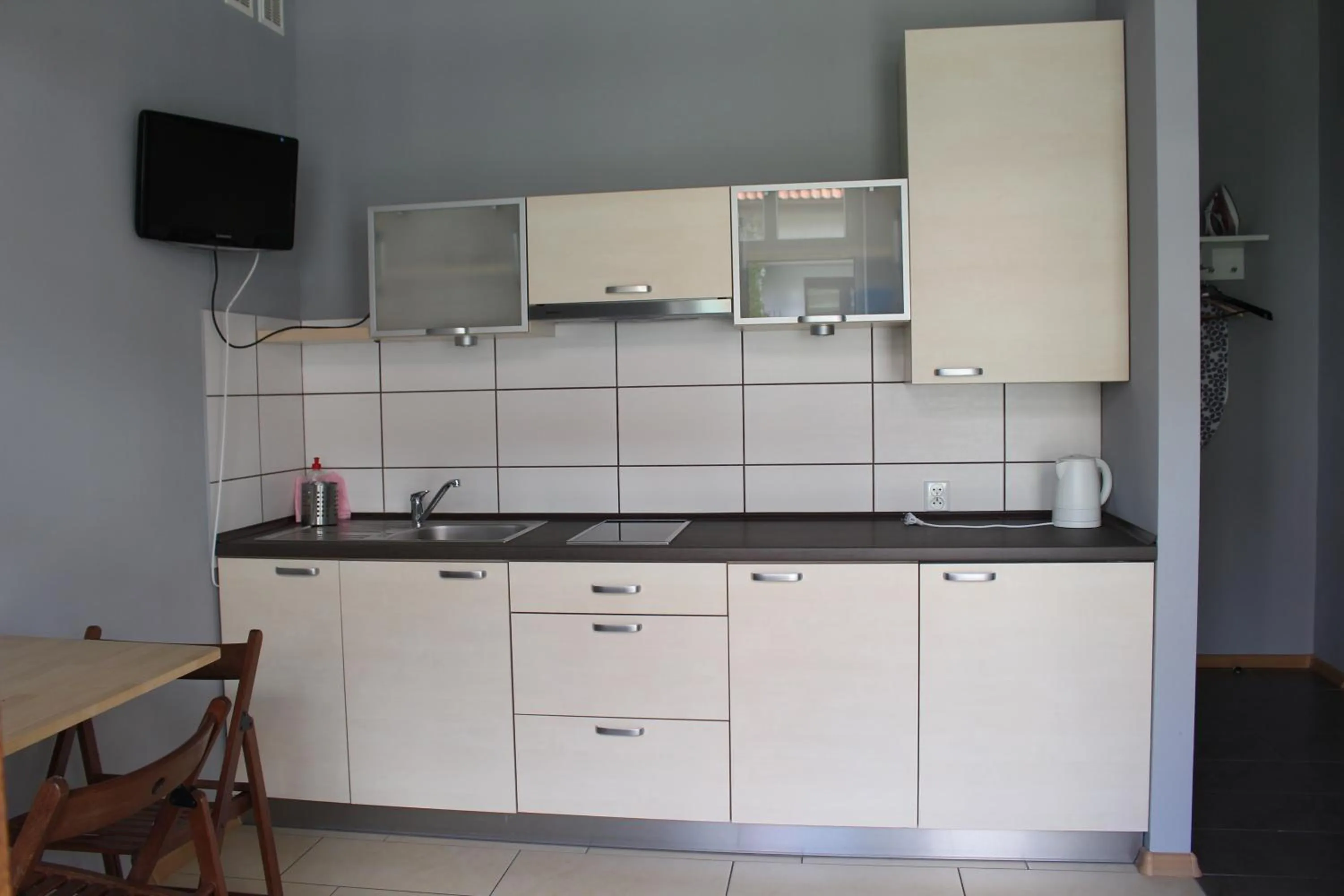 Food and drinks in 999 Aparthostel