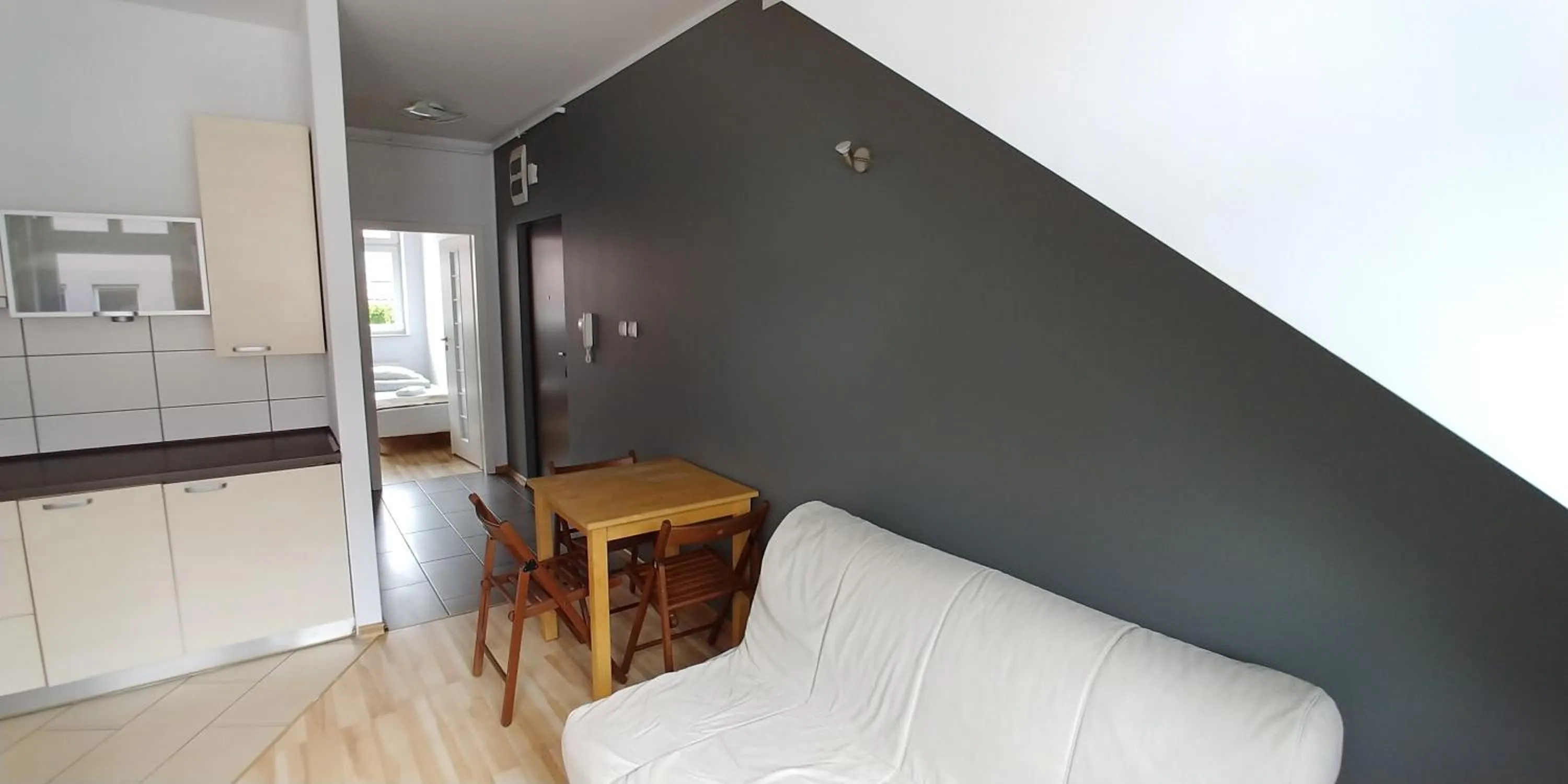 Communal lounge/ TV room in 999 Aparthostel