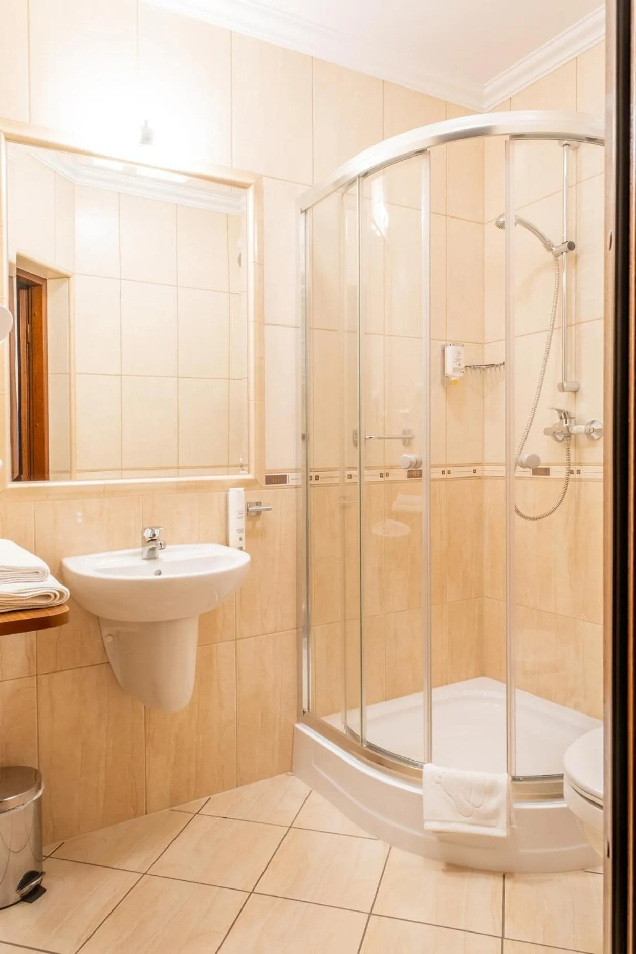 Shower in Hotel Szymbark