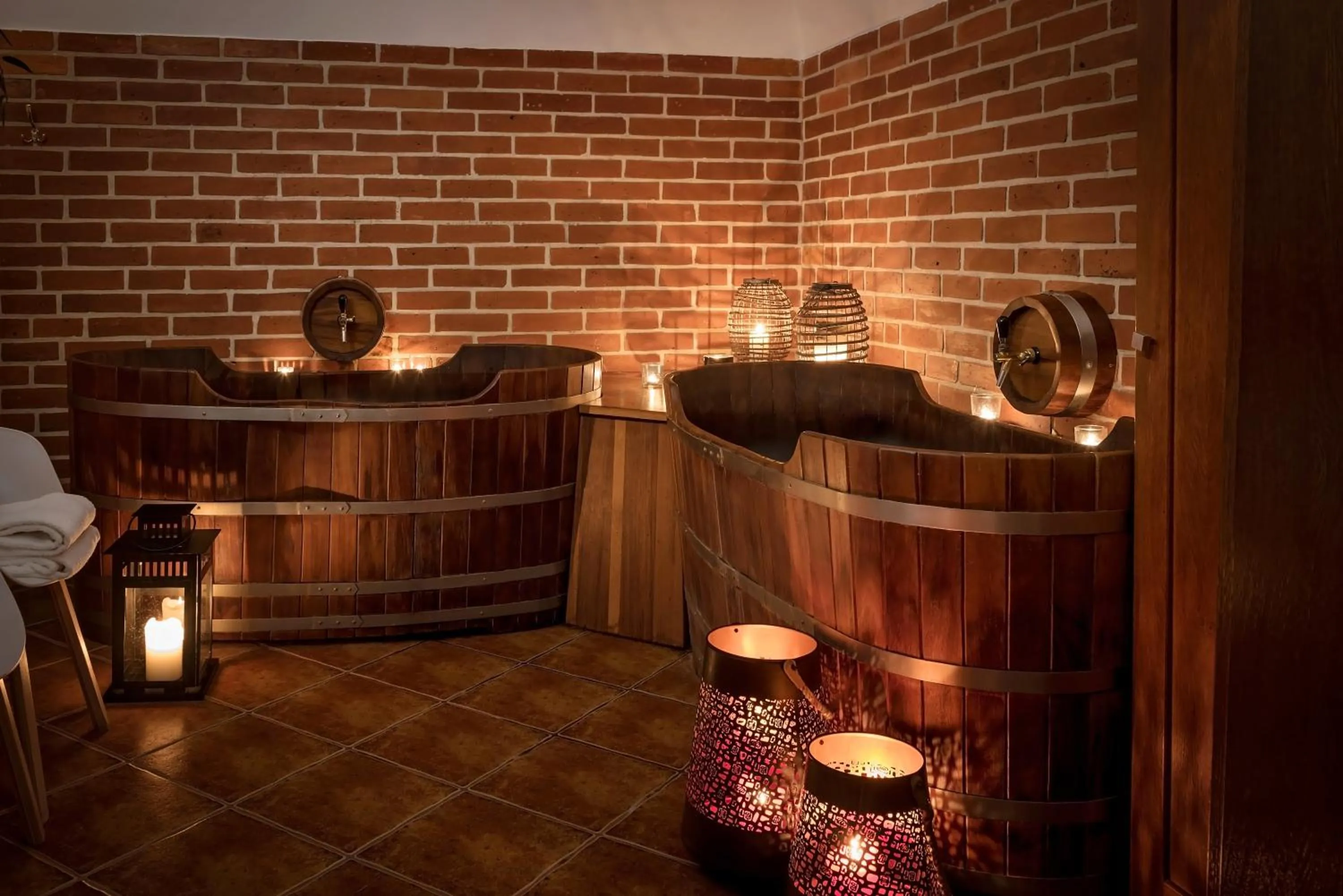 Hot Tub in Hotel Szymbark