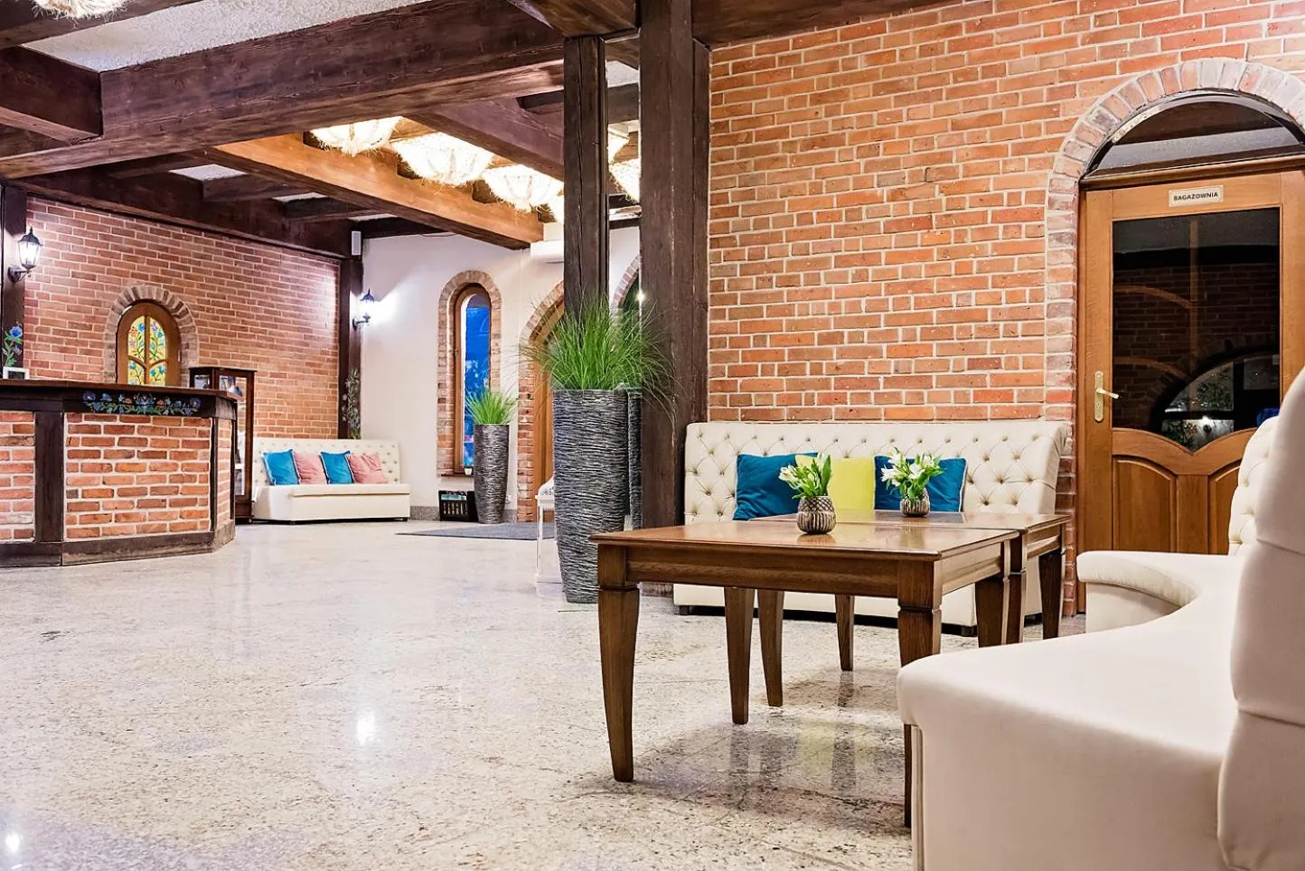 Lobby or reception in Hotel Szymbark