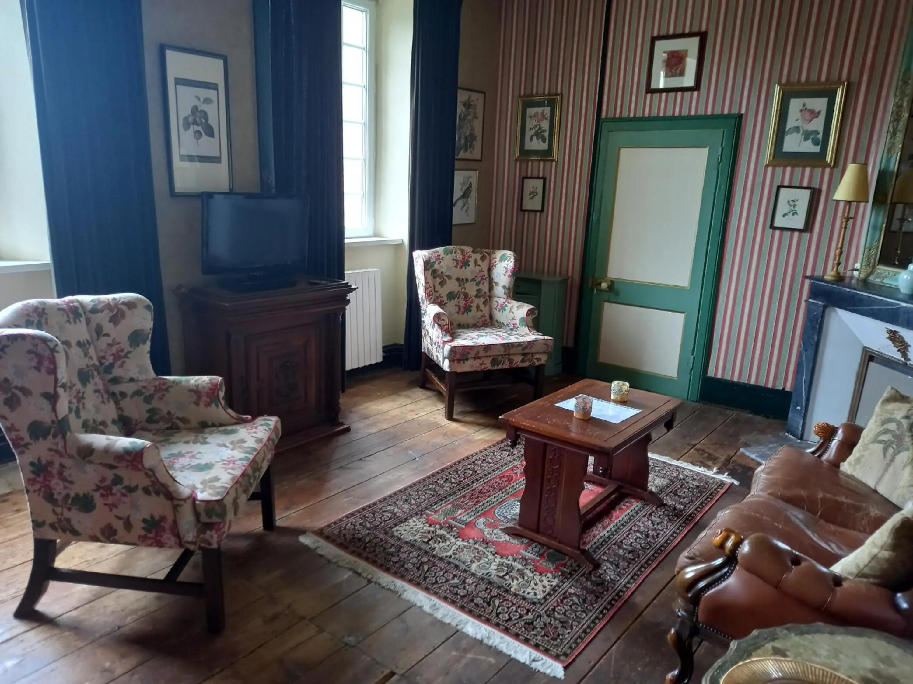 Family Room in Chateau Le Val