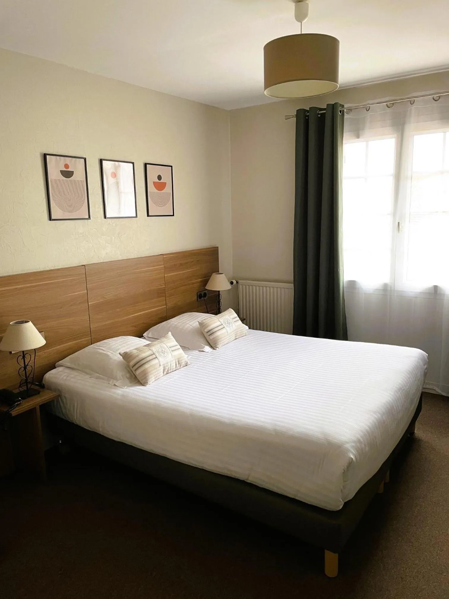 Property building, Bed in Le Vauban