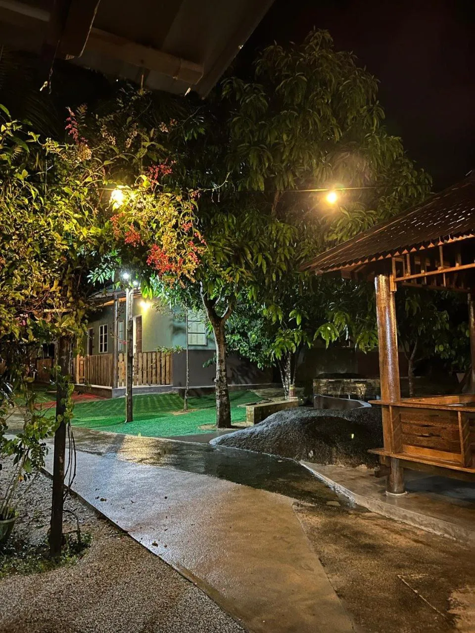 Night in BB Durio Chalet