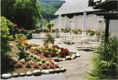 Garden in Hotel Zum weißen Stein