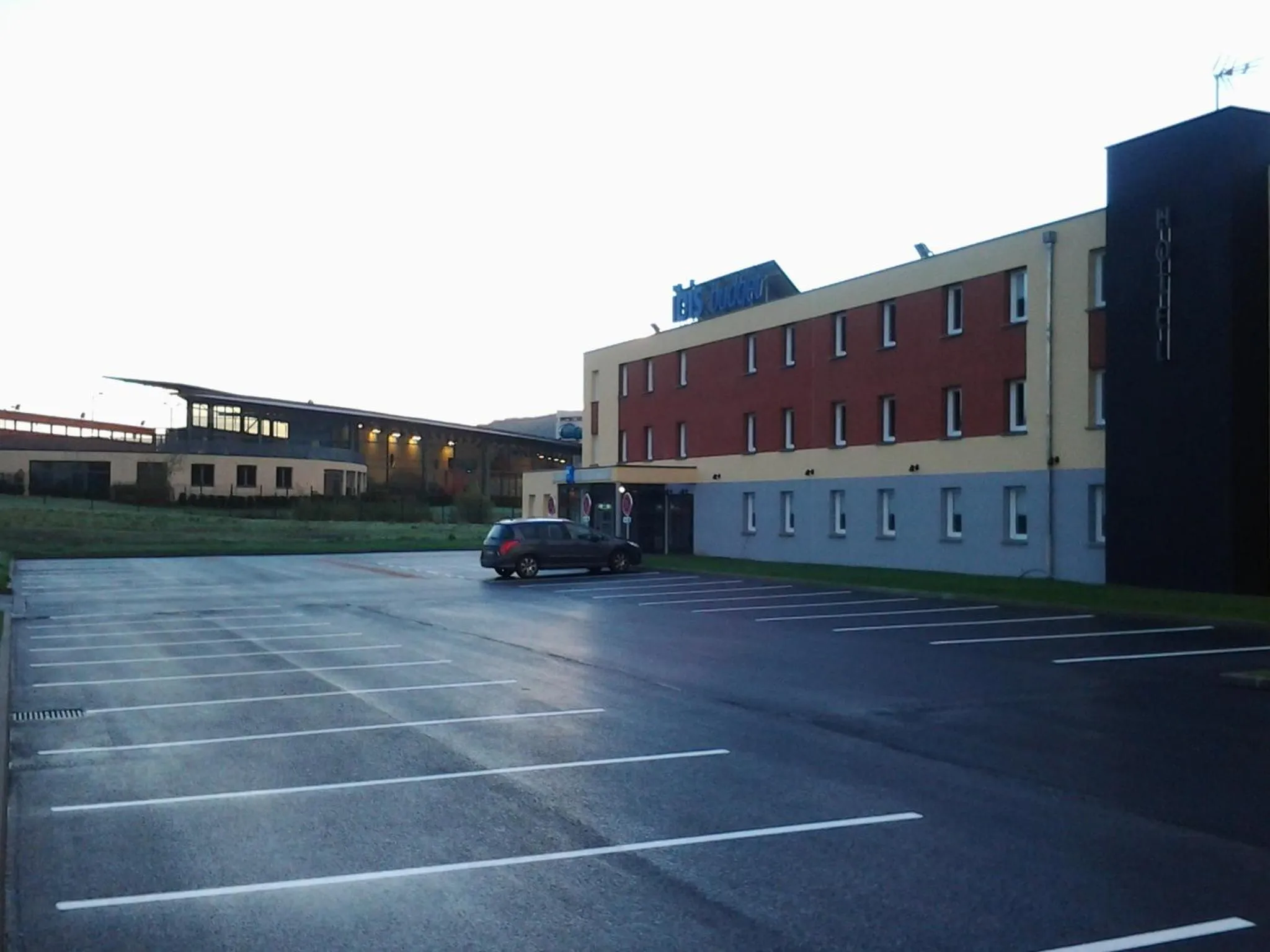 Facade/entrance in ibis budget Givet