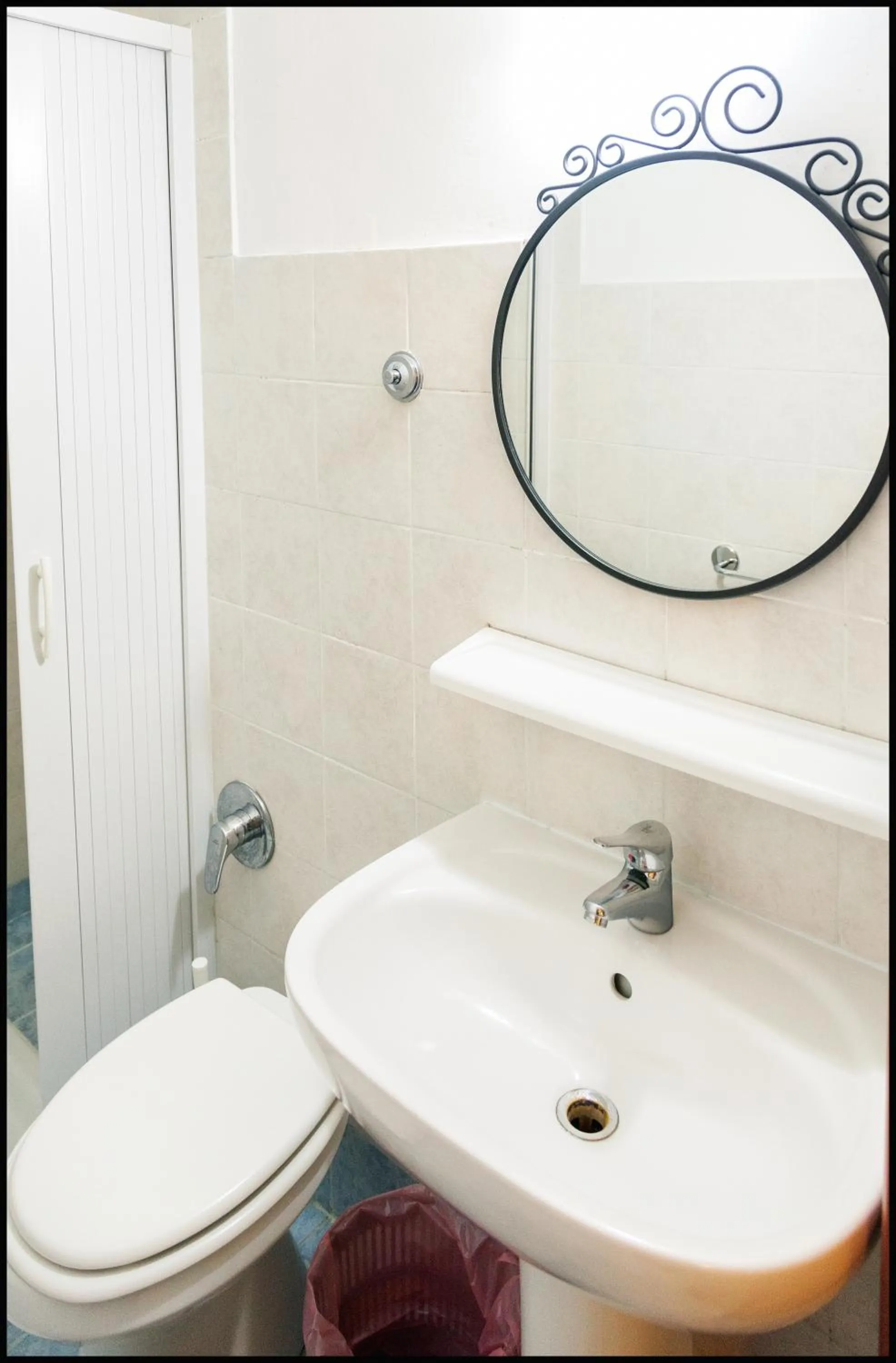 Bathroom in Român Holidays