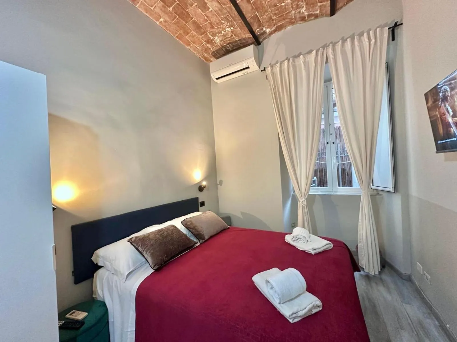 Bed in Român Holidays