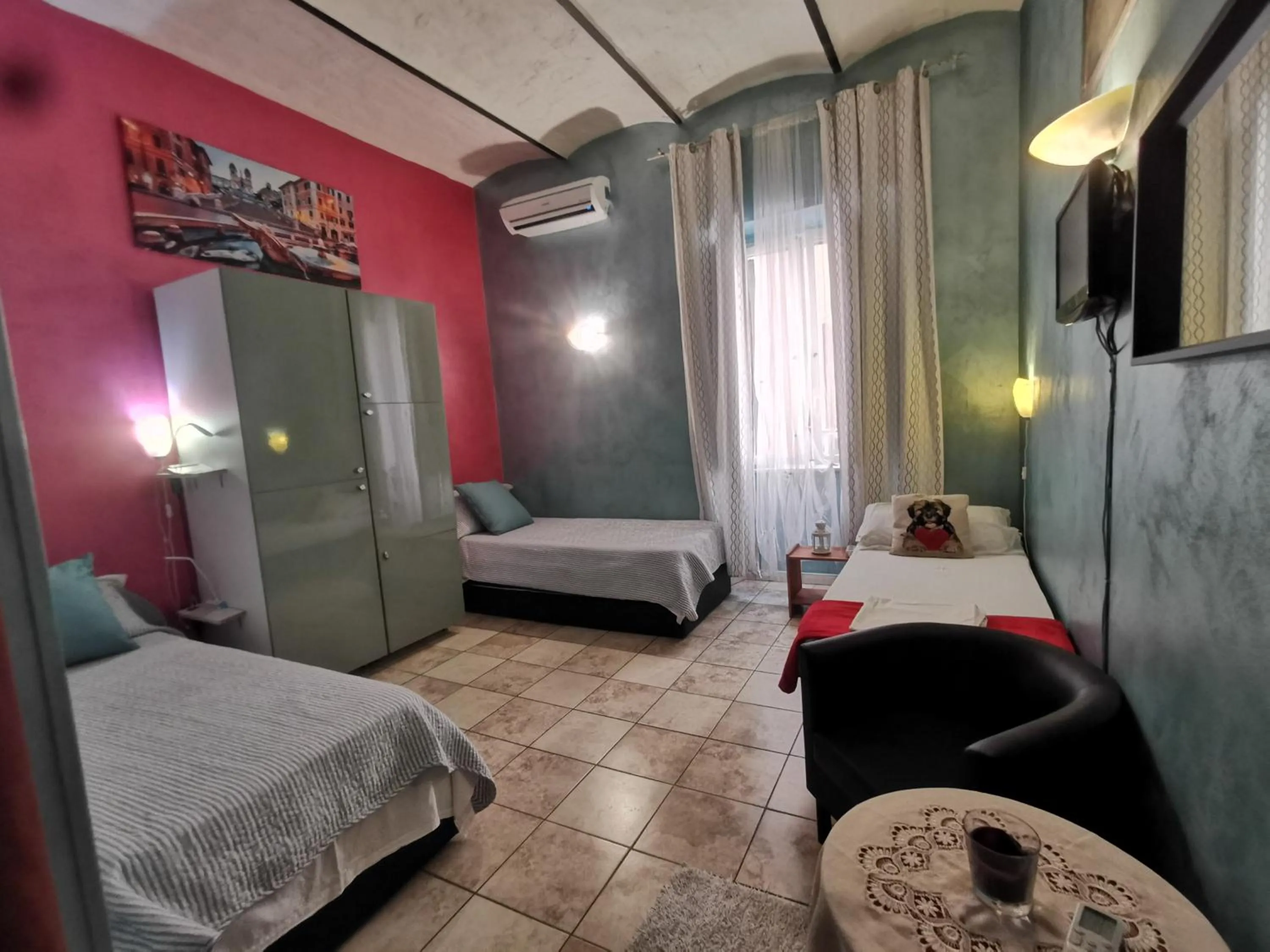 Bed in Român Holidays