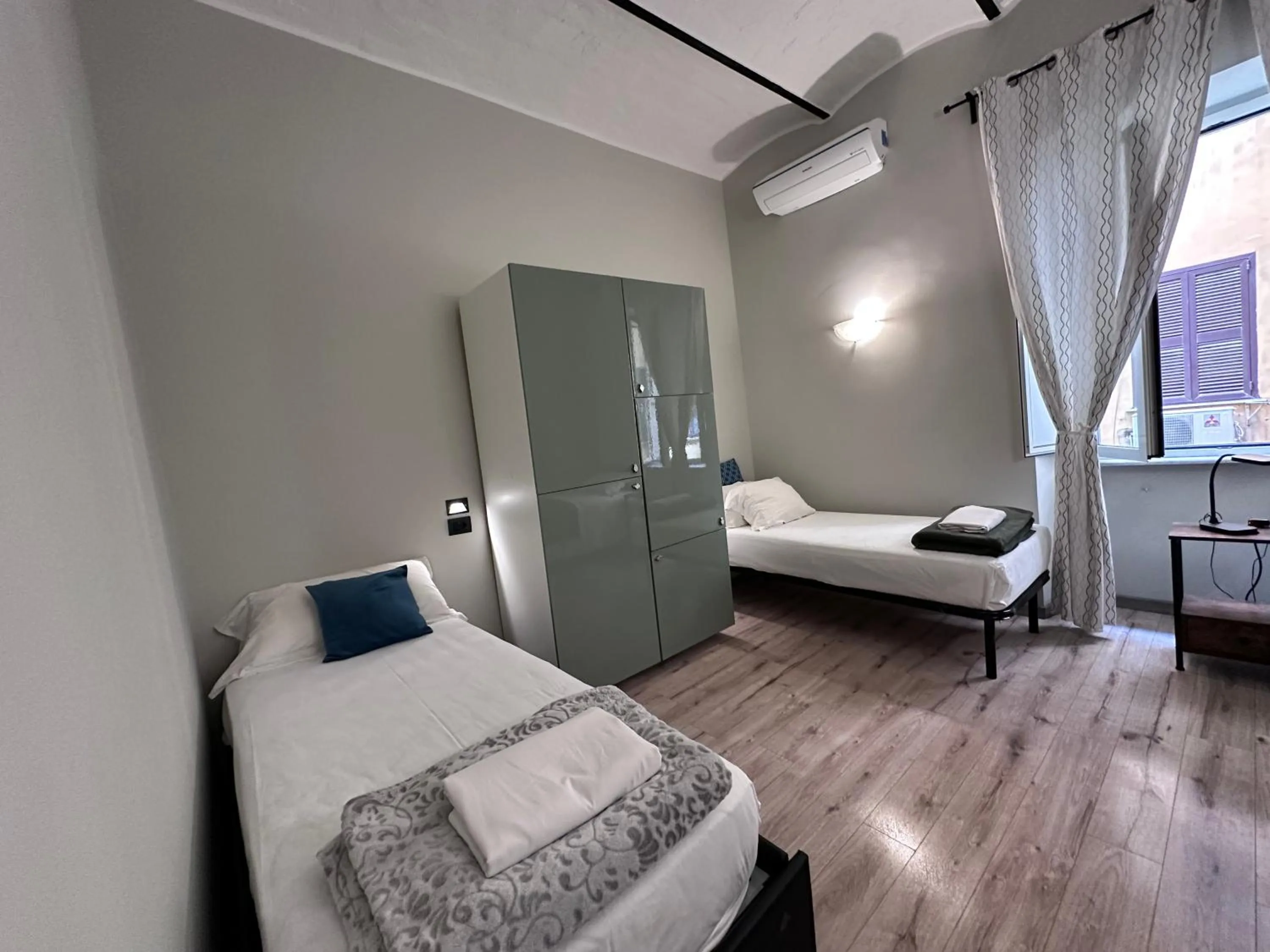 Bed in Român Holidays