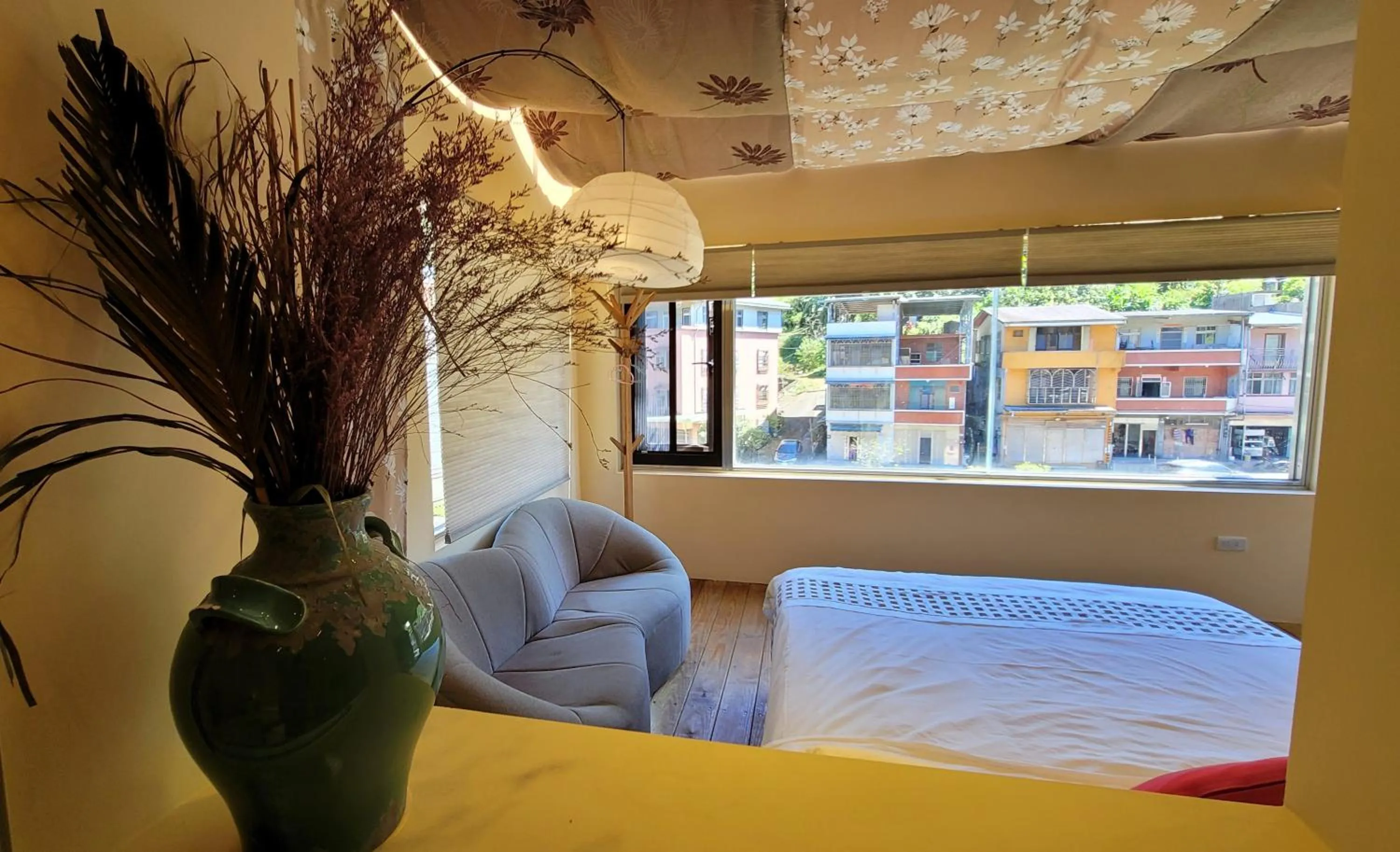 Photo of the whole room, Bed in Xi Yin Zhi Su