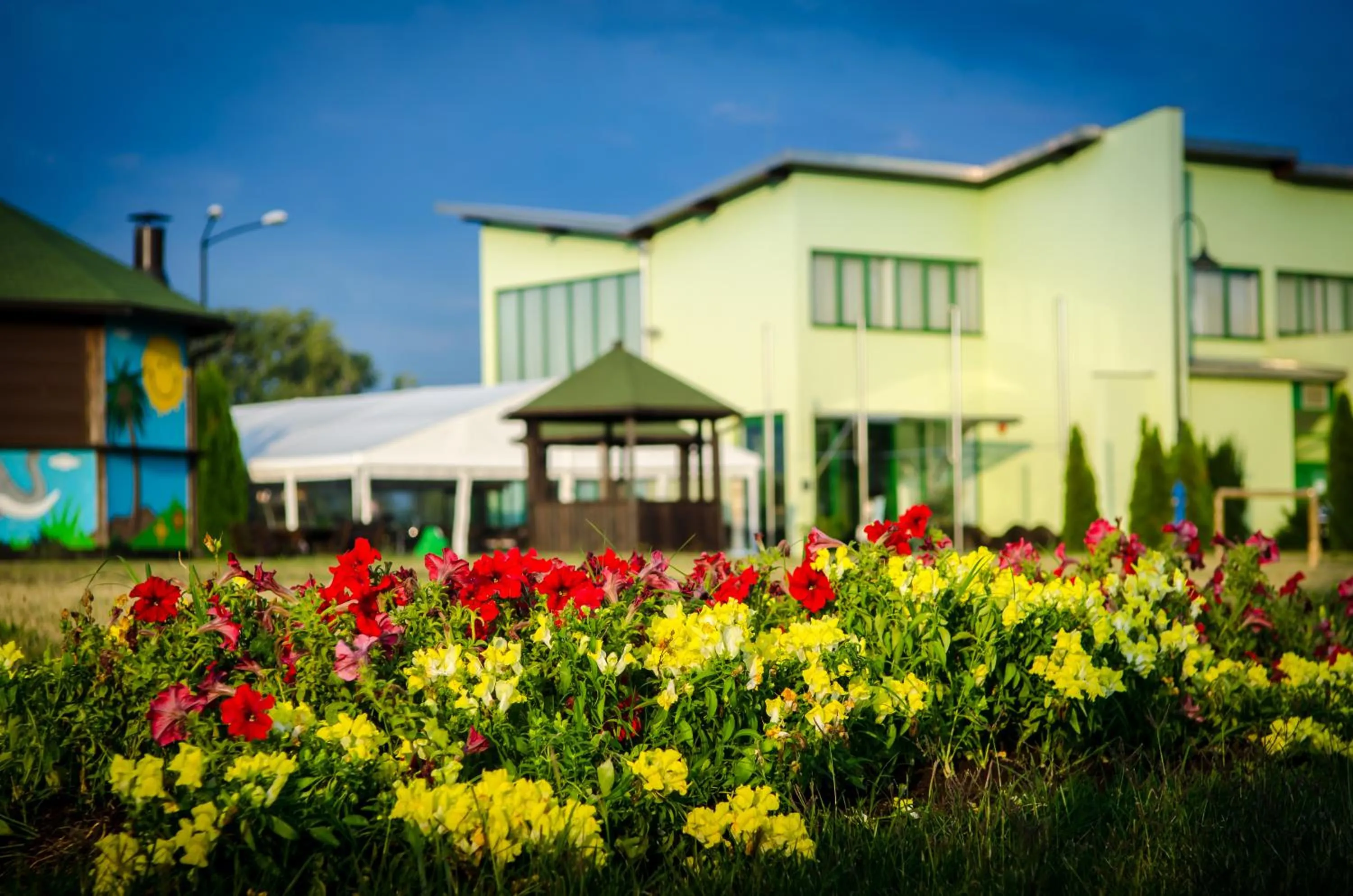 Facade/entrance in ZOO hotel