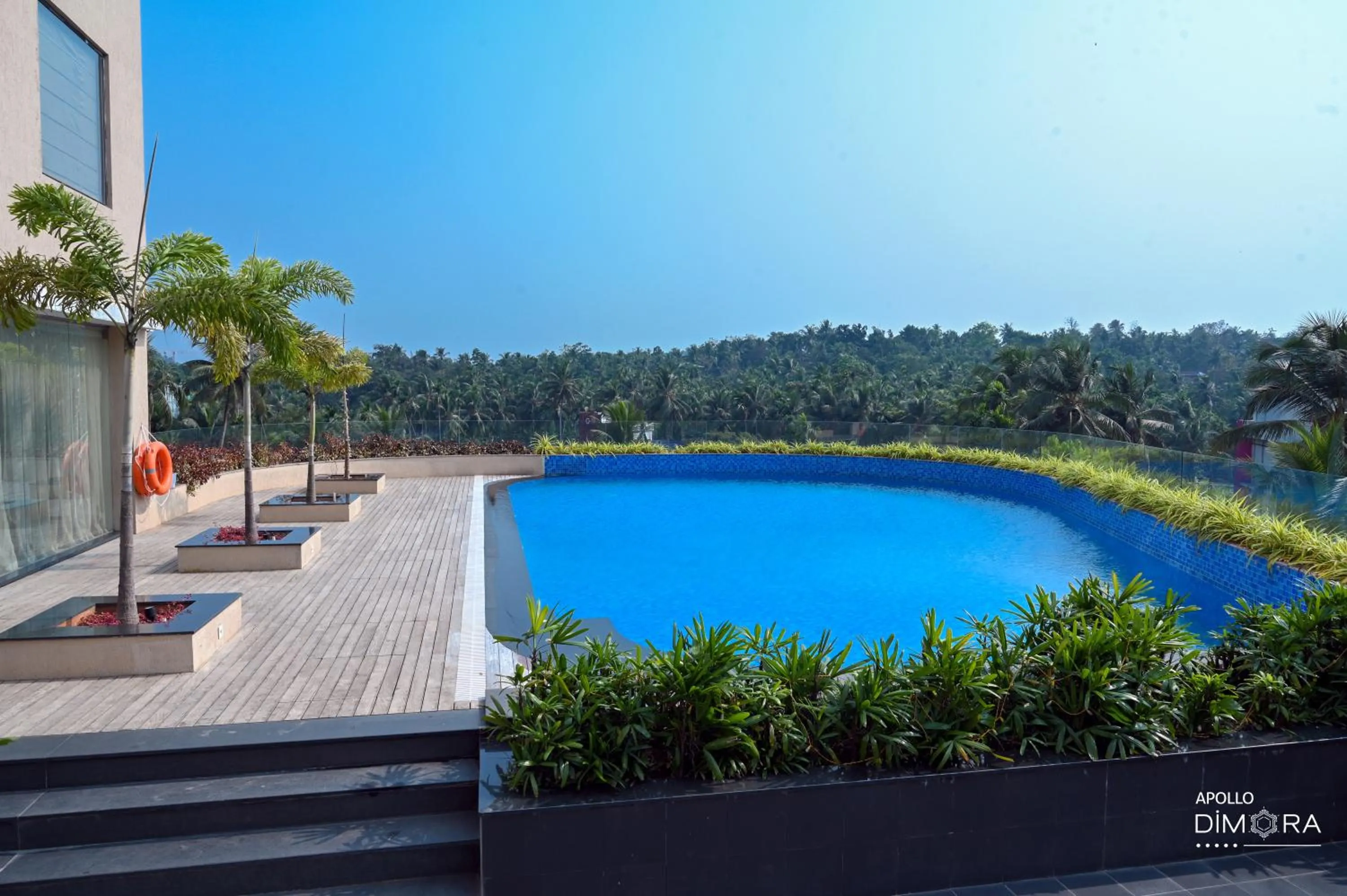 Swimming pool in Dimora Kozhikode