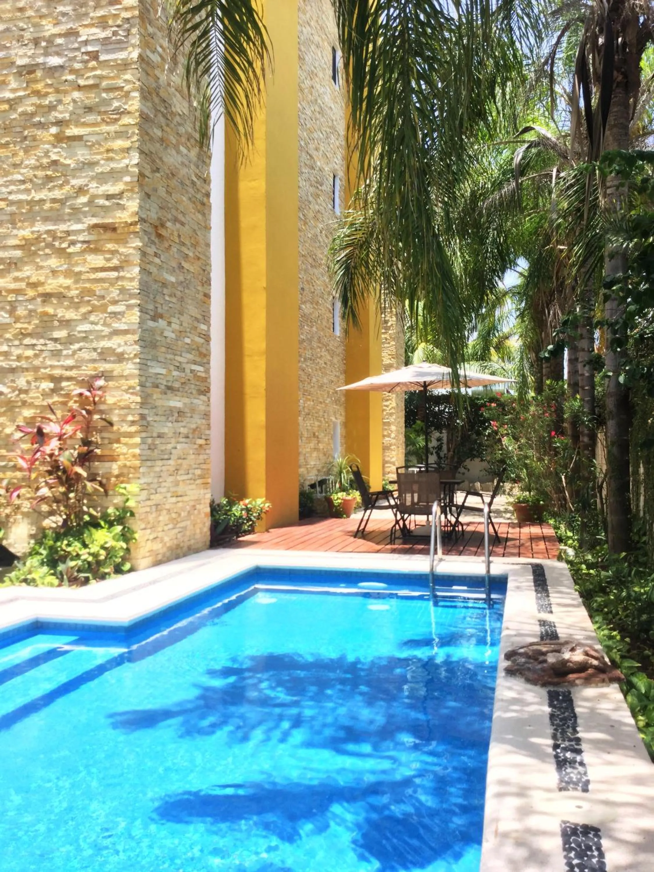 Swimming pool in Hotel Las Golondrinas