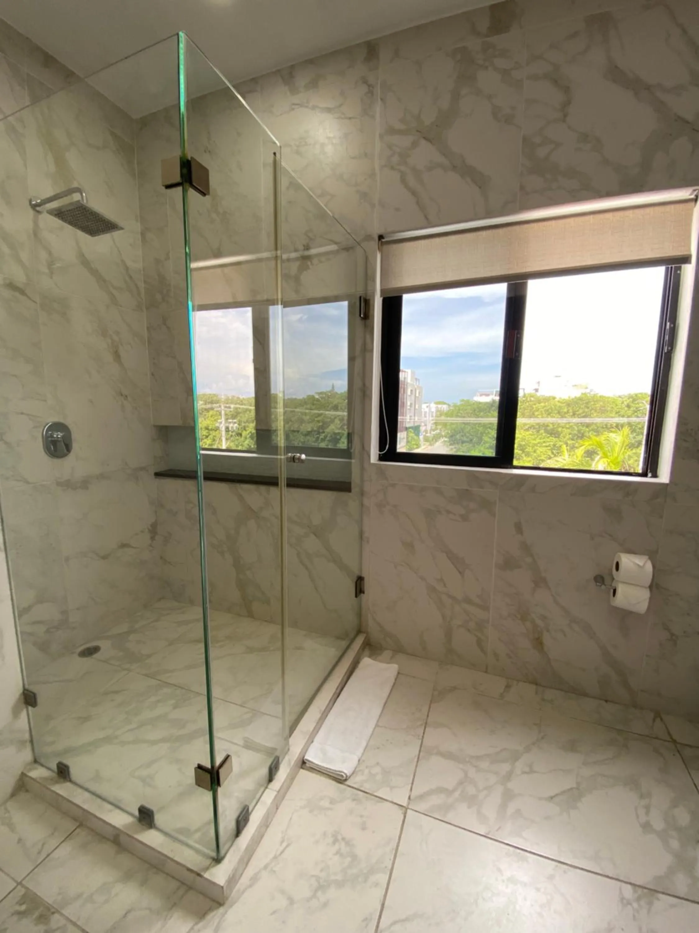 Shower in Hotel Las Golondrinas