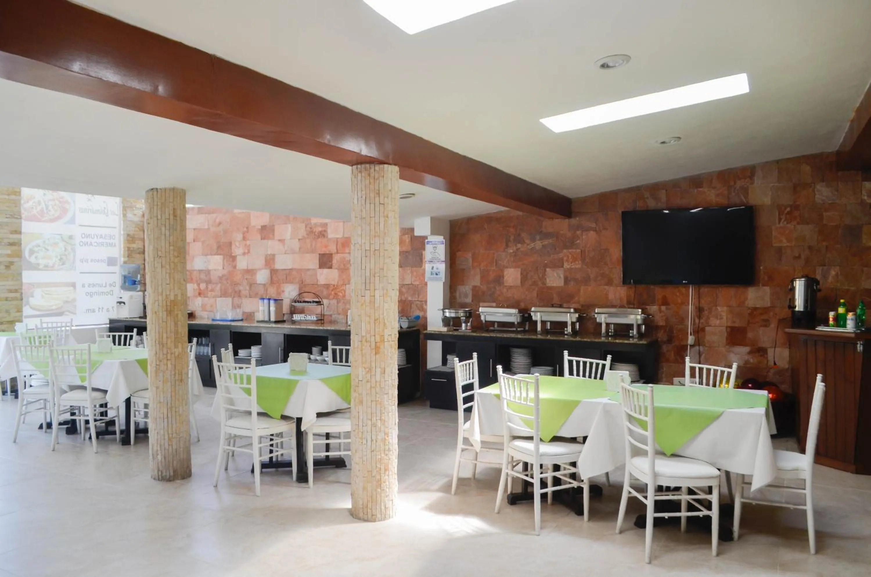 Restaurant/places to eat in Hotel Las Golondrinas