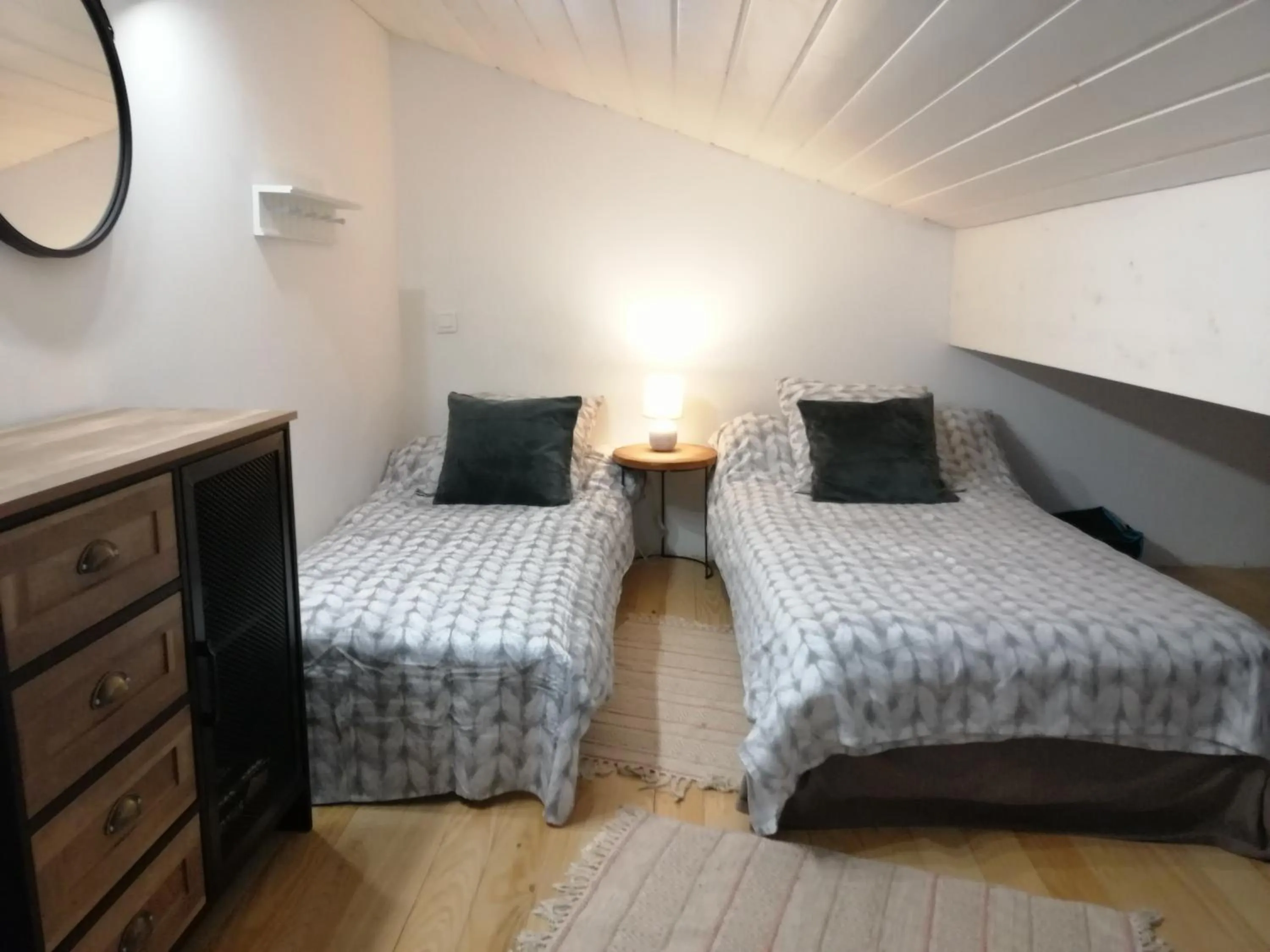 Photo of the whole room, Bed in Domaine de Cayre