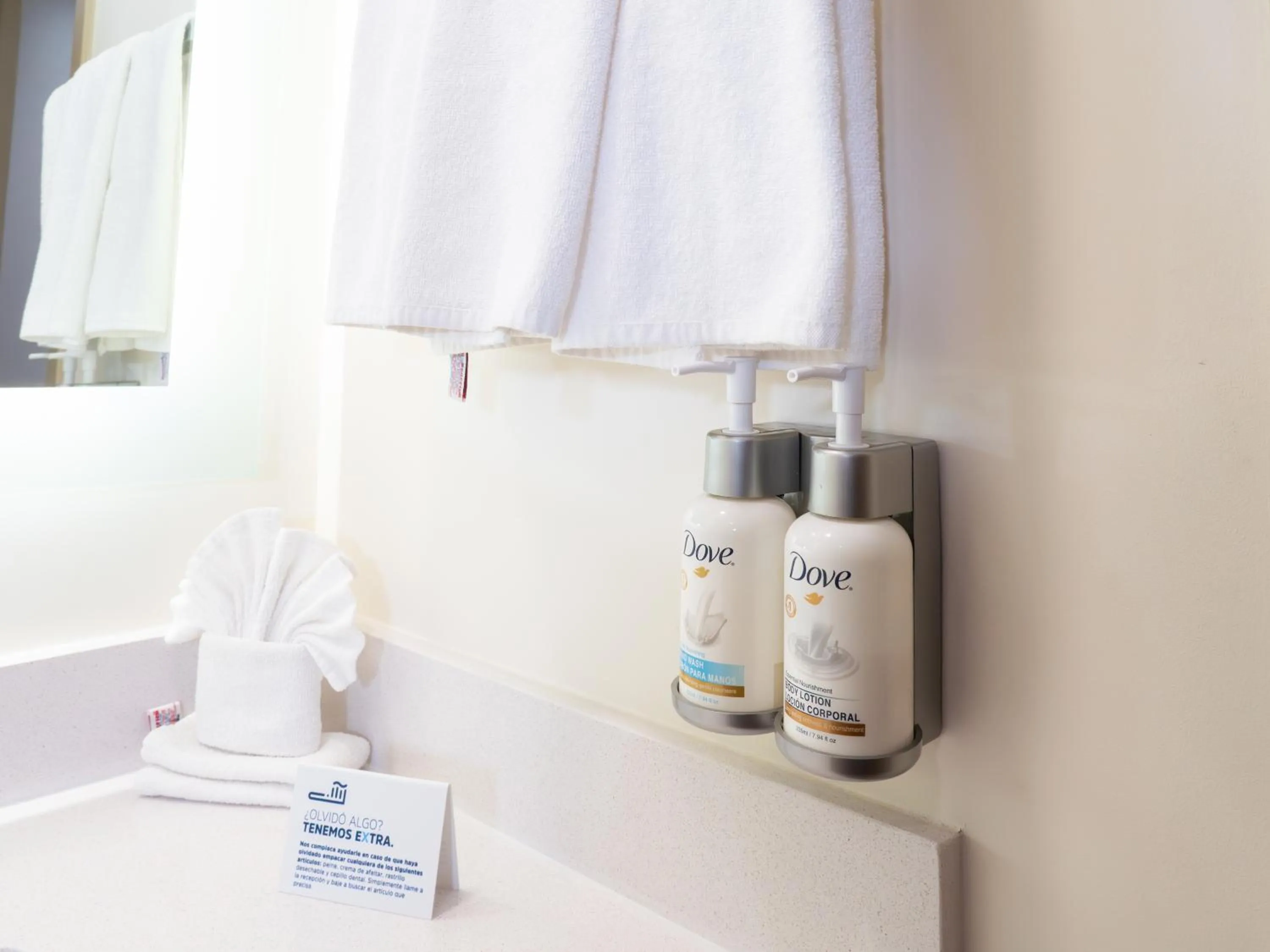 Bathroom in Holiday Inn Express - Monterrey - Tecnologico by IHG