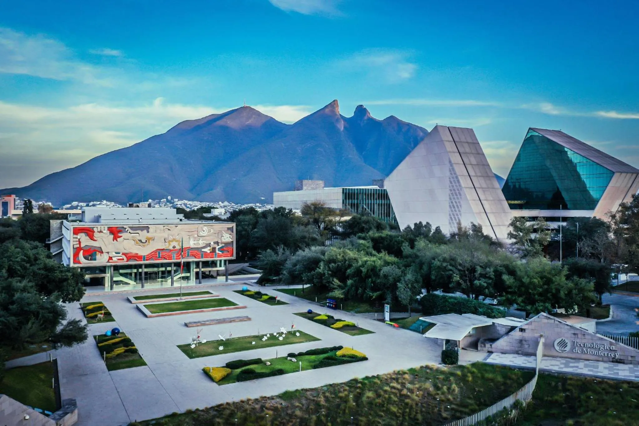 Nearby landmark in Holiday Inn Express - Monterrey - Tecnologico by IHG