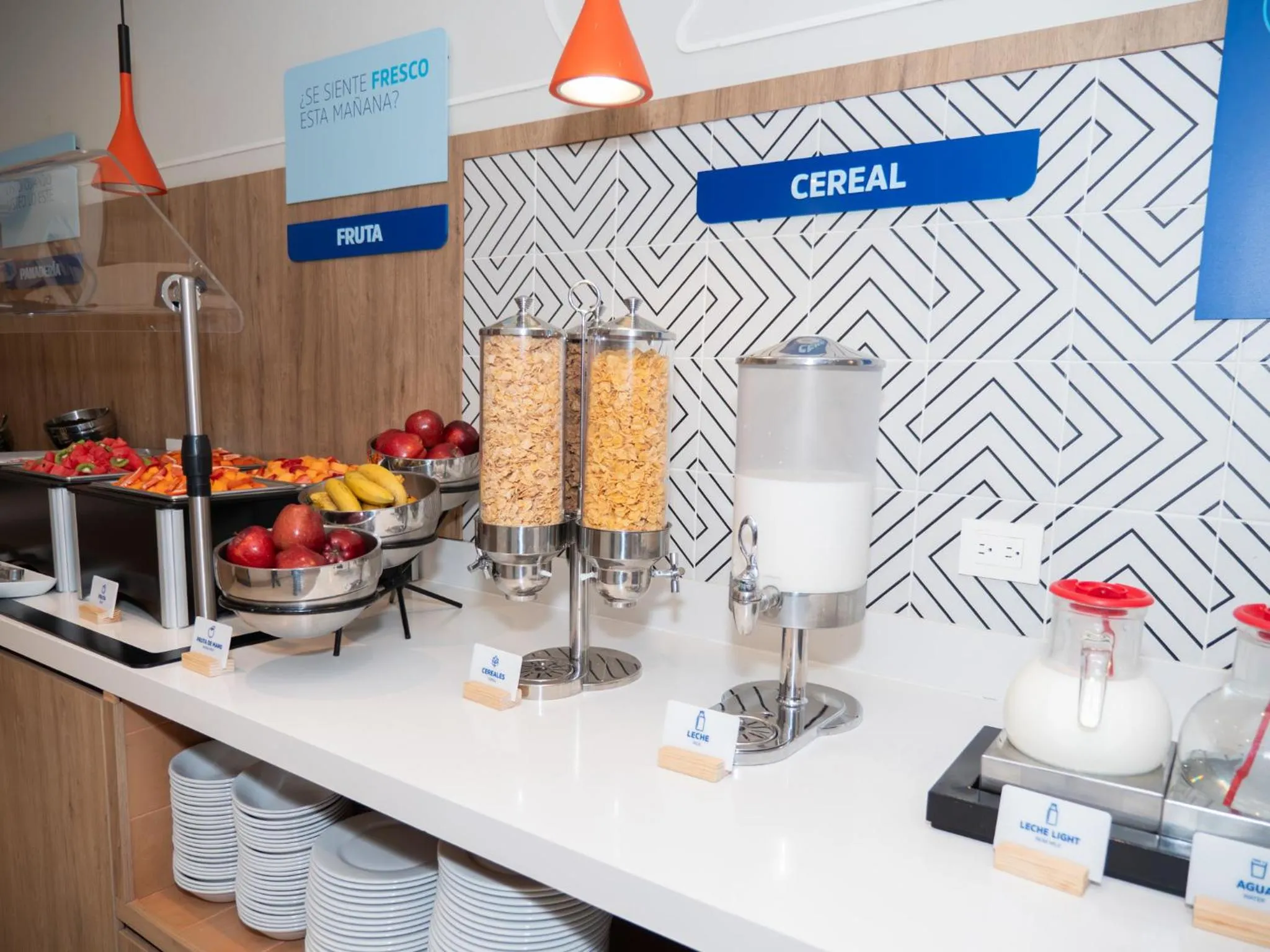 Breakfast in Holiday Inn Express - Monterrey - Tecnologico by IHG