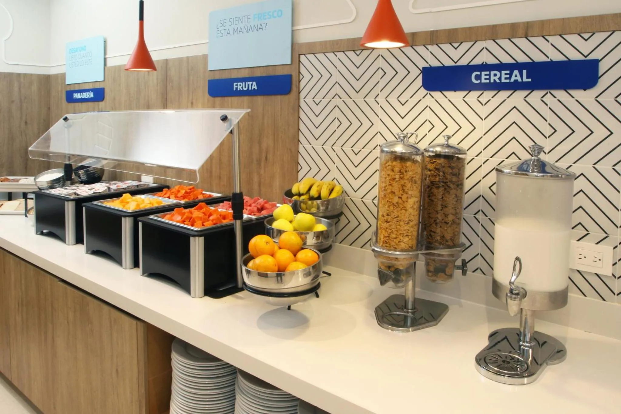 Breakfast in Holiday Inn Express - Monterrey - Tecnologico by IHG