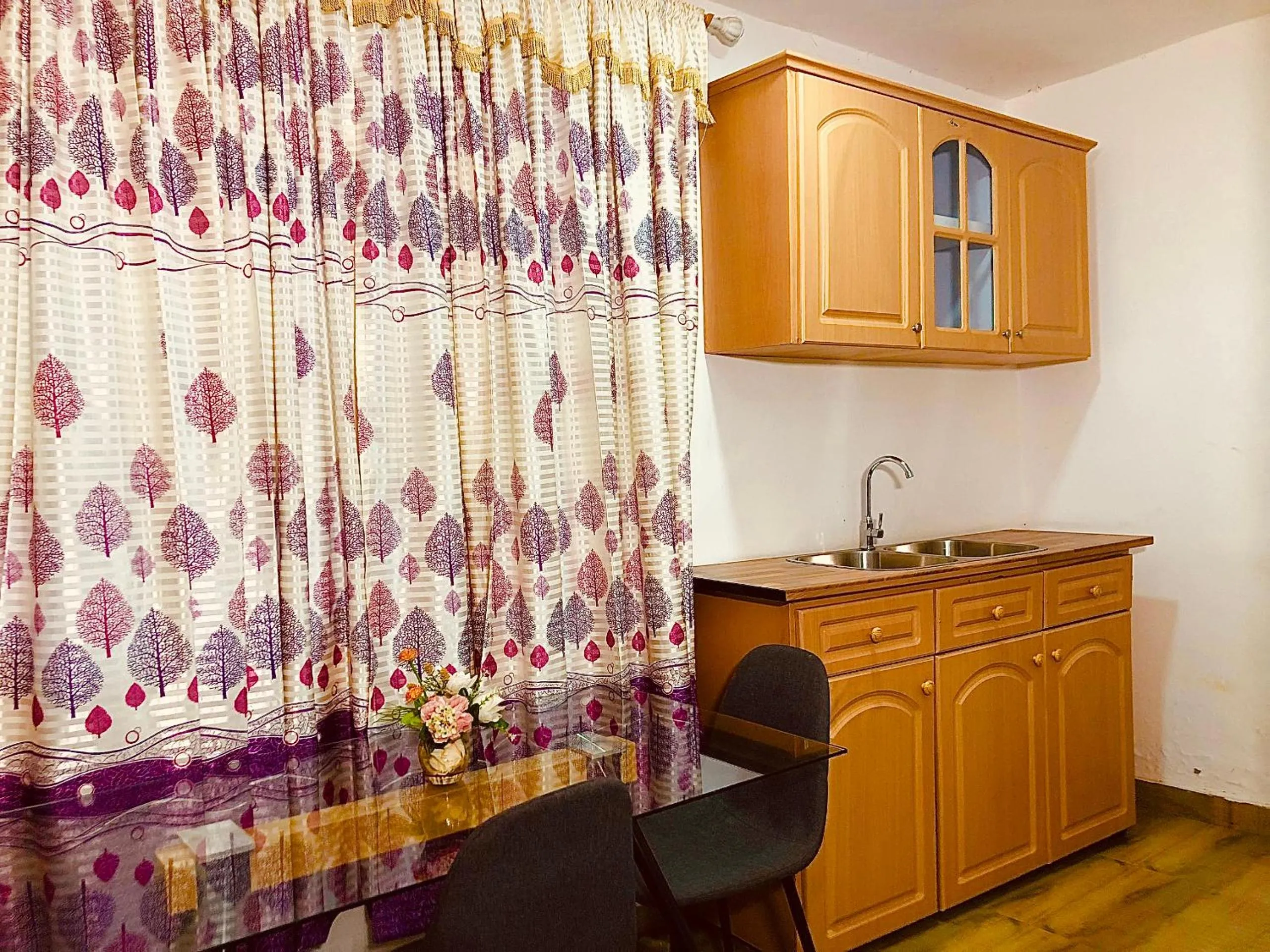 Kitchen or kitchenette in Odo So Royal Hotel