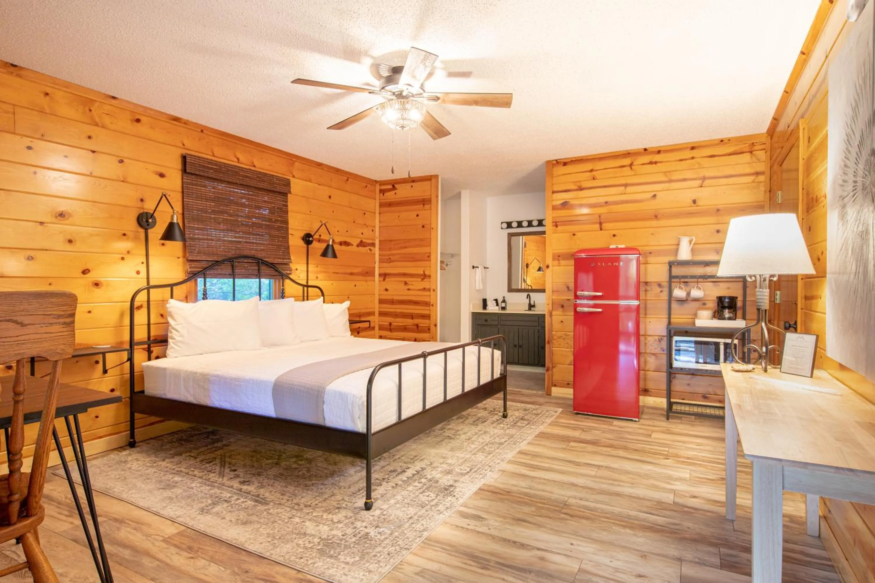 Bedroom, Bed in Mount Mitchell Eco Retreat