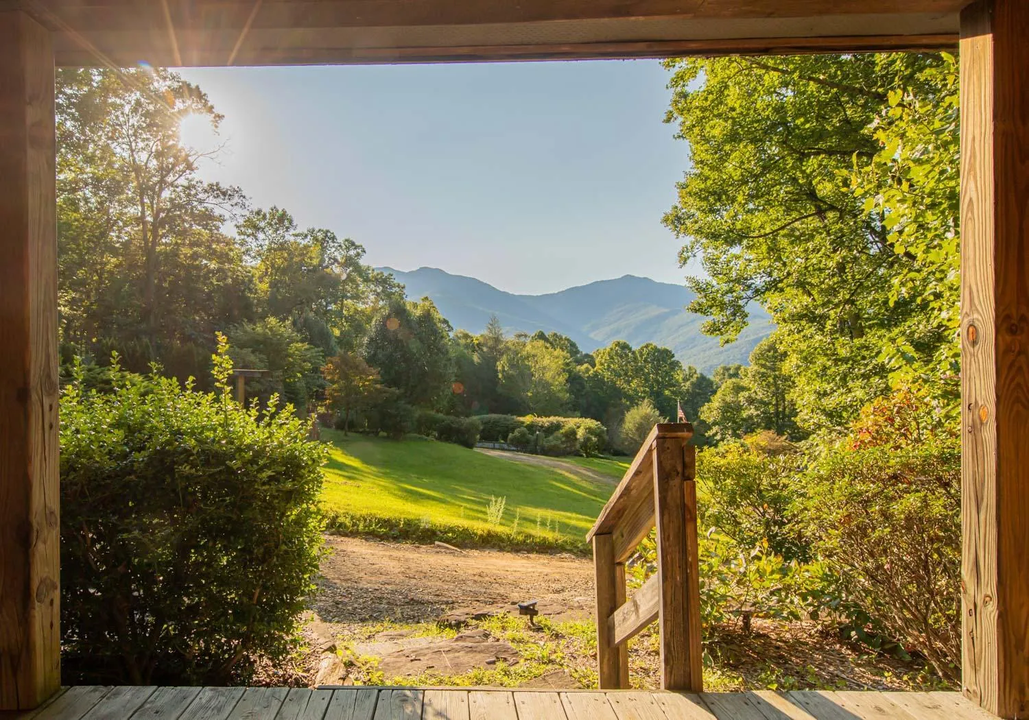 Mountain view in Mount Mitchell Eco Retreat
