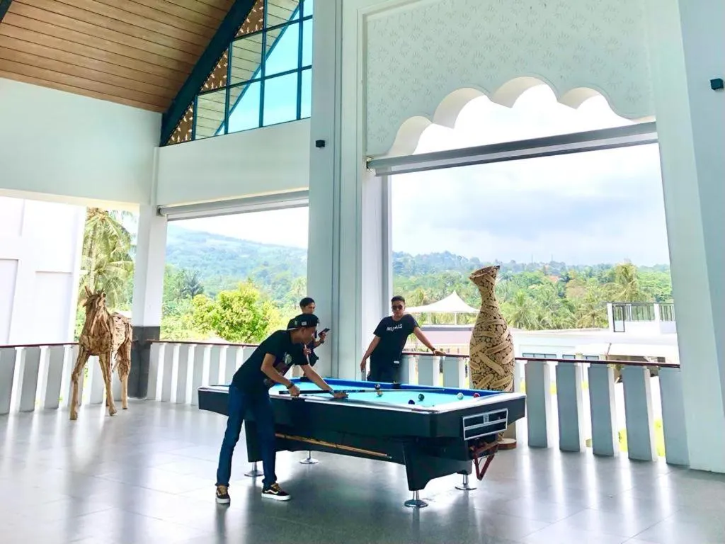 Billiard in 5G Resort Cijeruk
