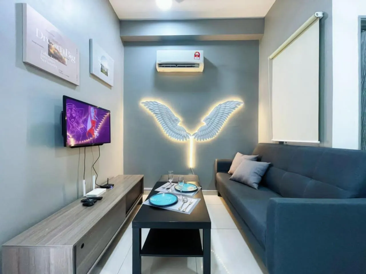 Living room in MesaHill Homestay, Nilai by S&T Homez