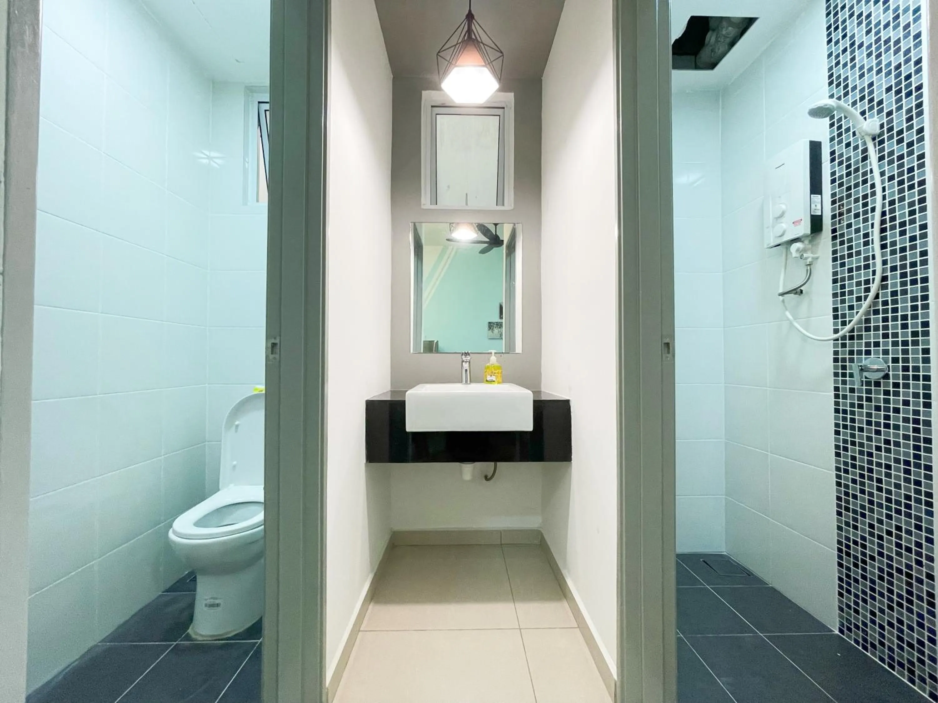 Bathroom in MesaHill Homestay, Nilai by S&T Homez