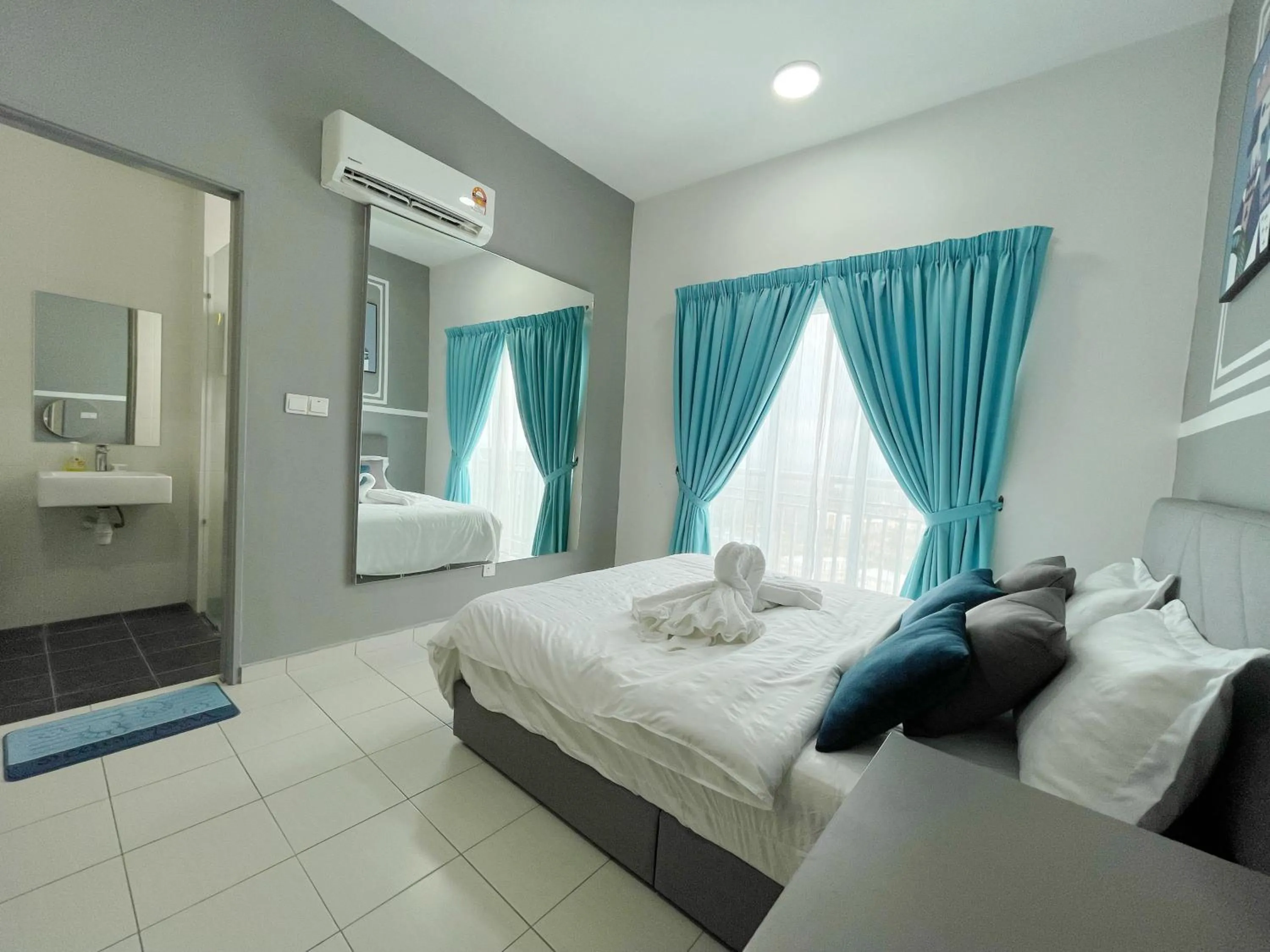 Bedroom, Bed in MesaHill Homestay, Nilai by S&T Homez