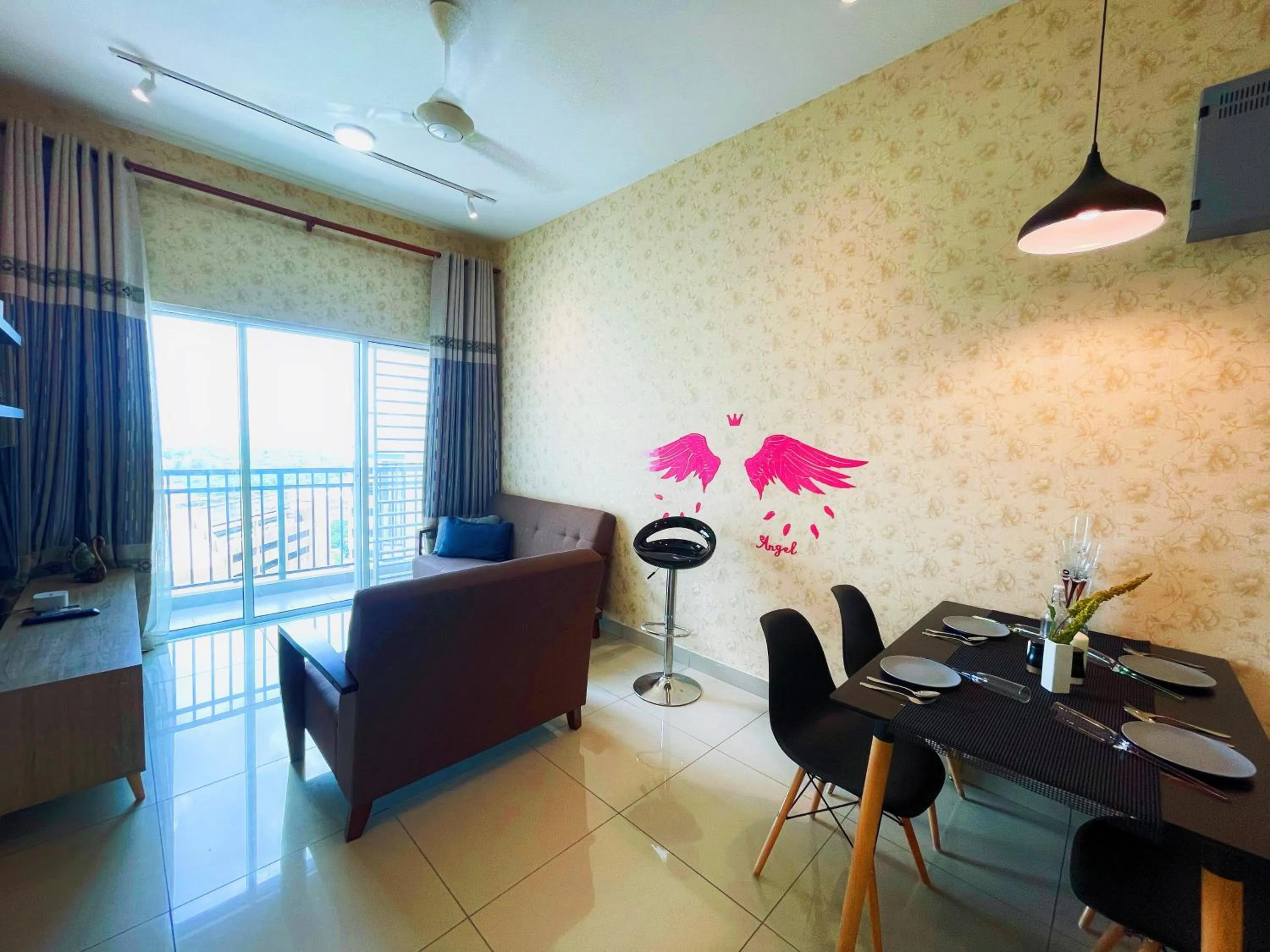 Living room in MesaHill Homestay, Nilai by S&T Homez