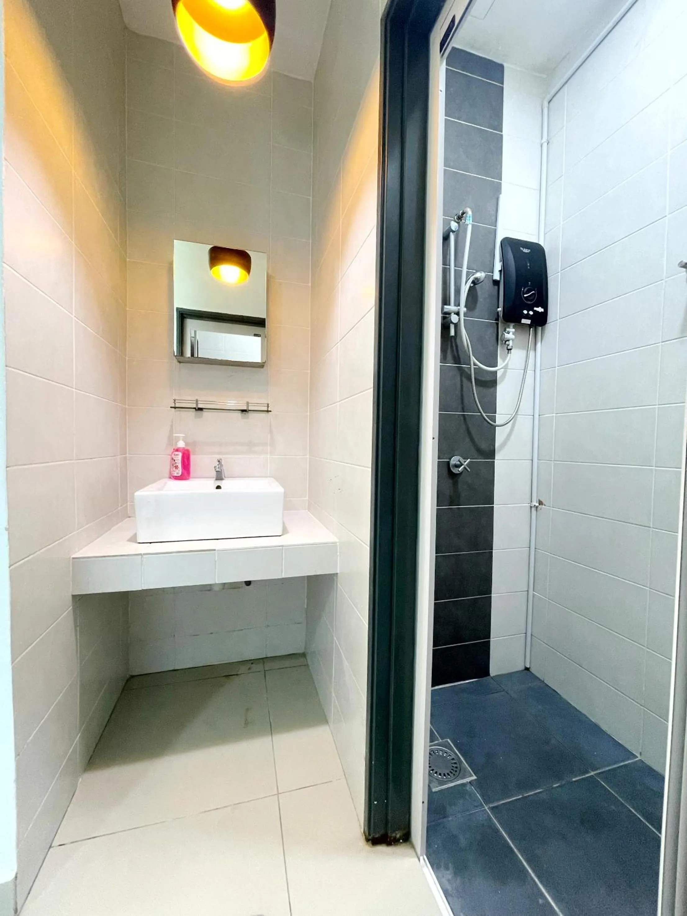 Bathroom in MesaHill Homestay, Nilai by S&T Homez